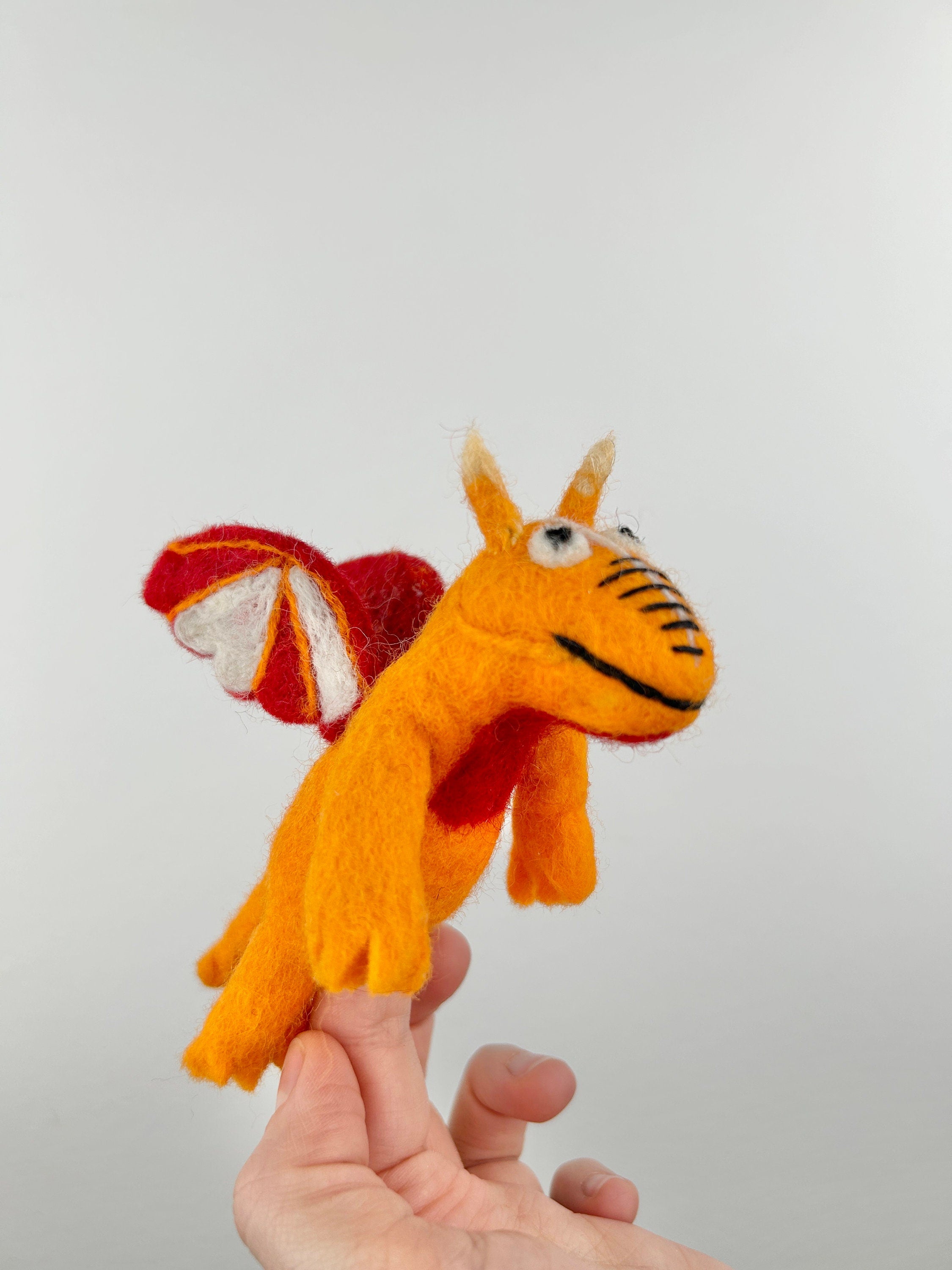 Niedliche Fingerpuppe Monster aus Filz I Fingerspiel I Drache I süßes Monster I Spielzeug Montessori I Geschichten erzählen
