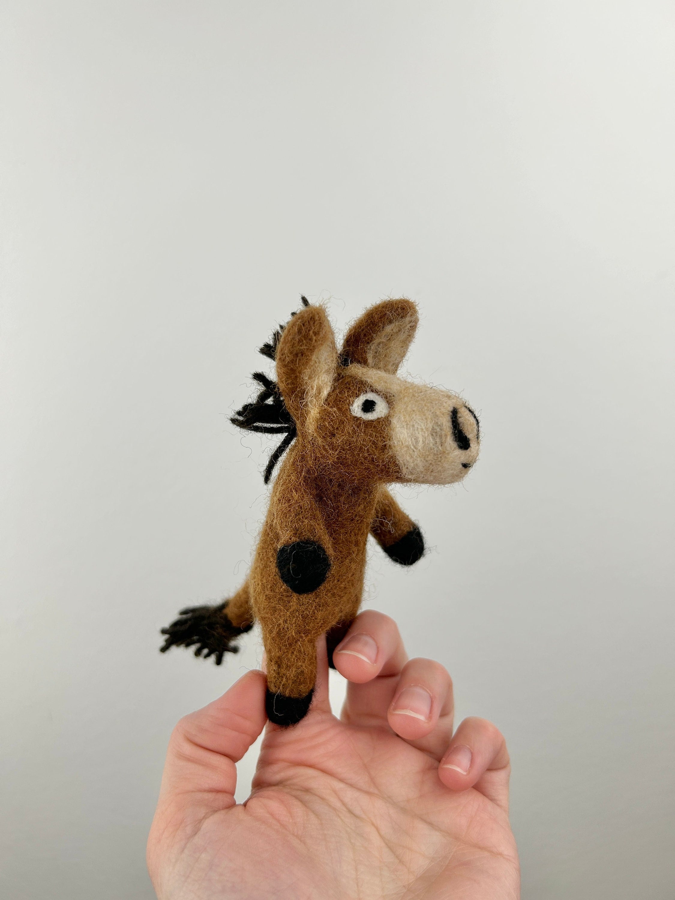 Niedliche Fingerpuppe Pferd aus Filz I Fingerspiel I Bauernhoftier I Pferd I Spielzeug Montessori I Geschichten erzählen