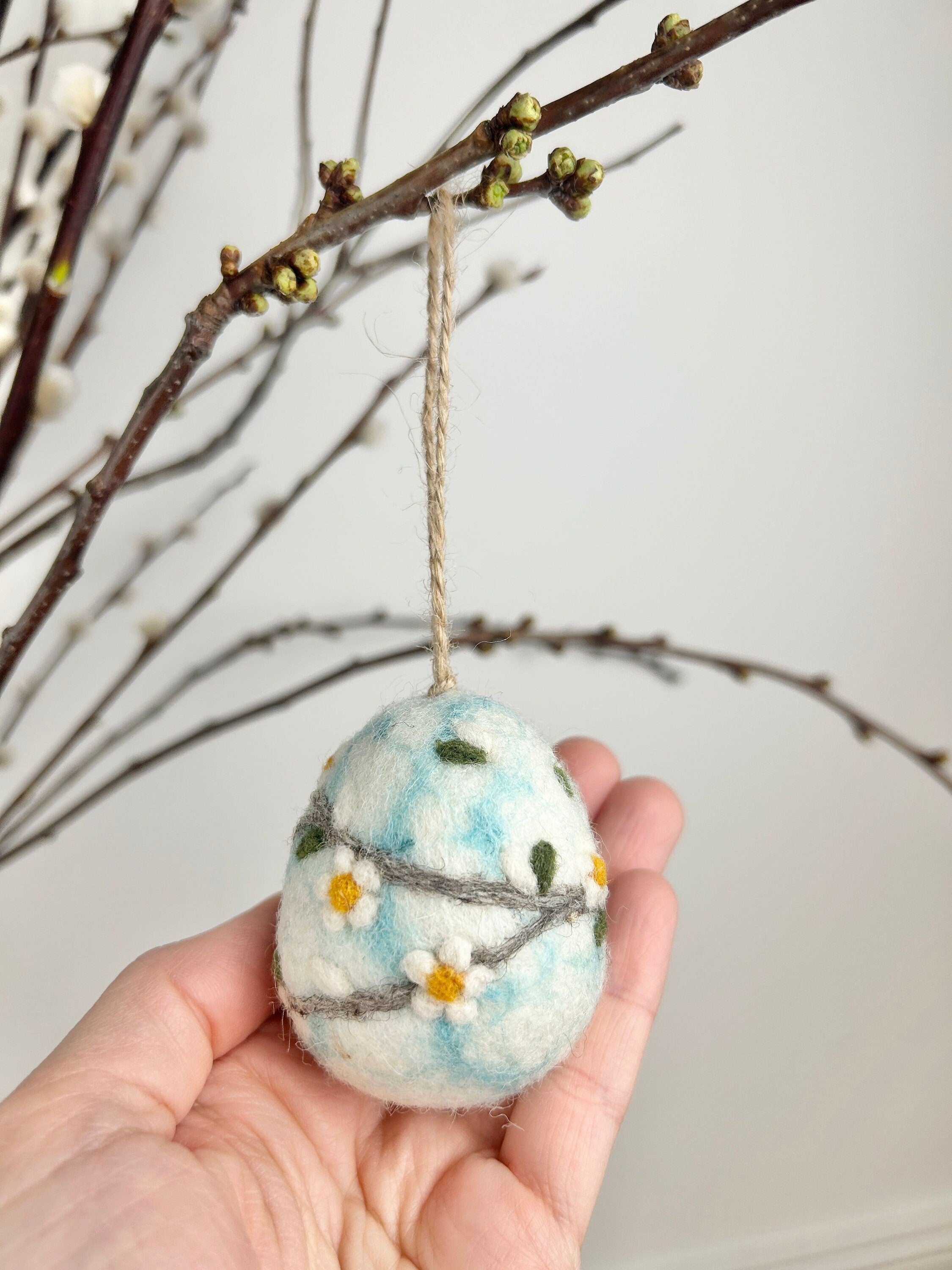 Anhänger blau marmoriertes Osterei I Osterschmuck I Osterdeko I Osterhase I Osterstrauß I Ei I Filz