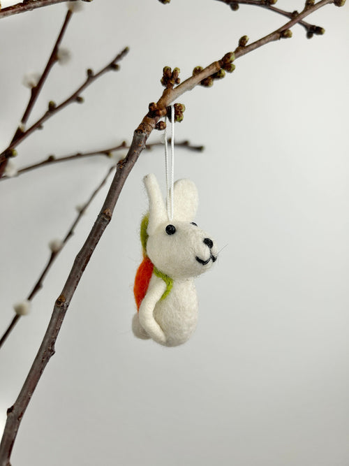 Anhänger Hase mit Karotte I Osterschmuck I Osterdeko I I Osterstrauß I Filzdeko Ostern I Osterhase I Frühling I Möhre Filz