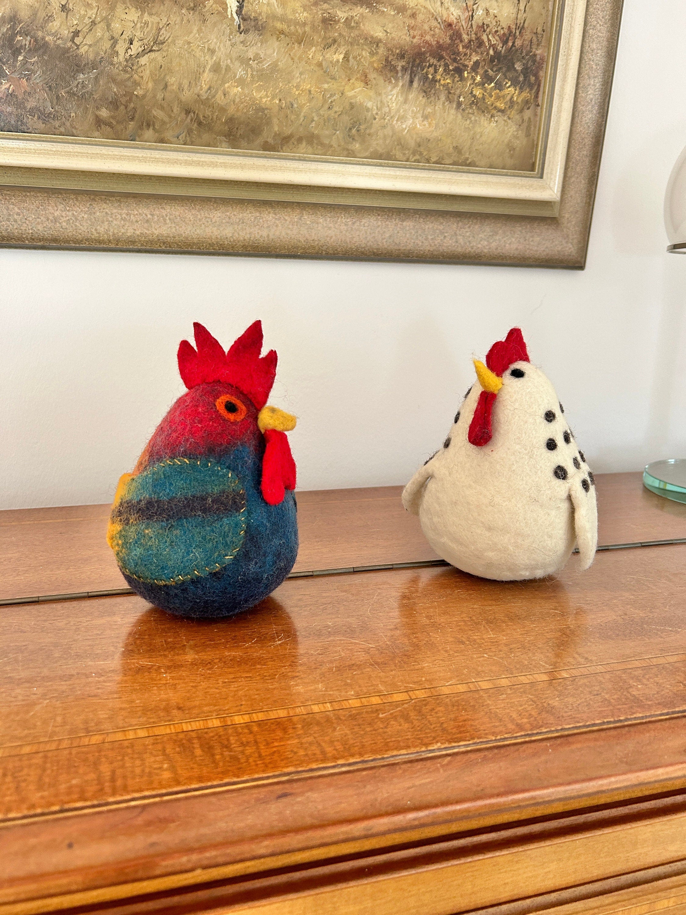 Gefilzter Hahn I handgemachte Wohndeko I Filzdekoration Huhn I Bauernhoftier I Frühlingsdeko I Osterdeko