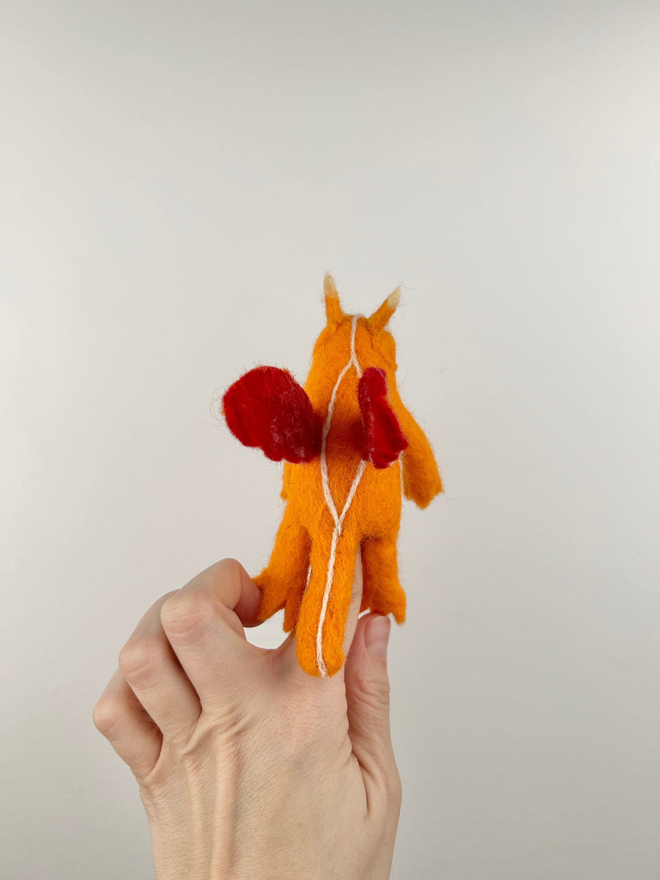 Niedliche Fingerpuppe Monster aus Filz I Fingerspiel I Drache I süßes Monster I Spielzeug Montessori I Geschichten erzählen