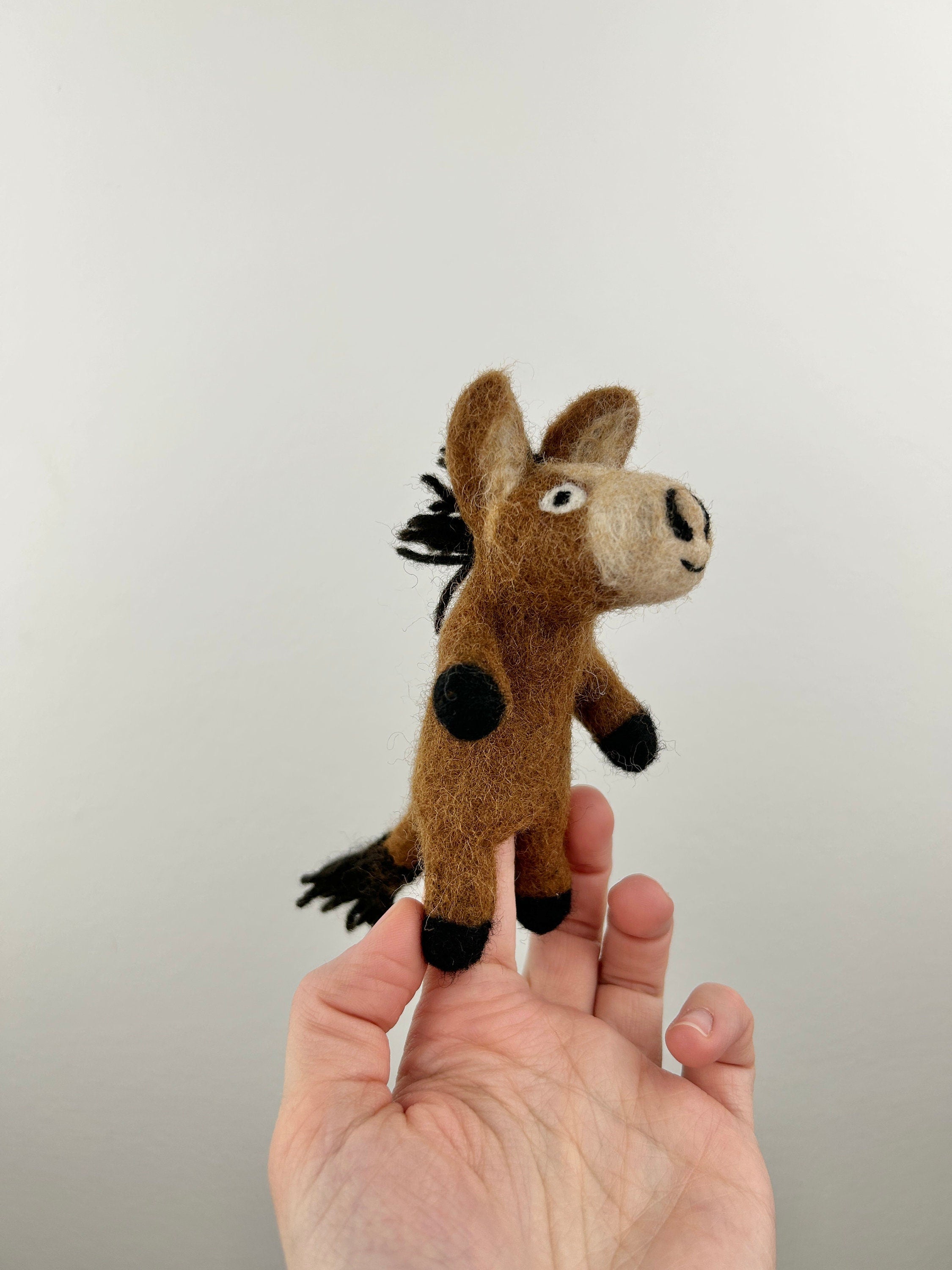 Niedliche Fingerpuppe Pferd aus Filz I Fingerspiel I Bauernhoftier I Pferd I Spielzeug Montessori I Geschichten erzählen