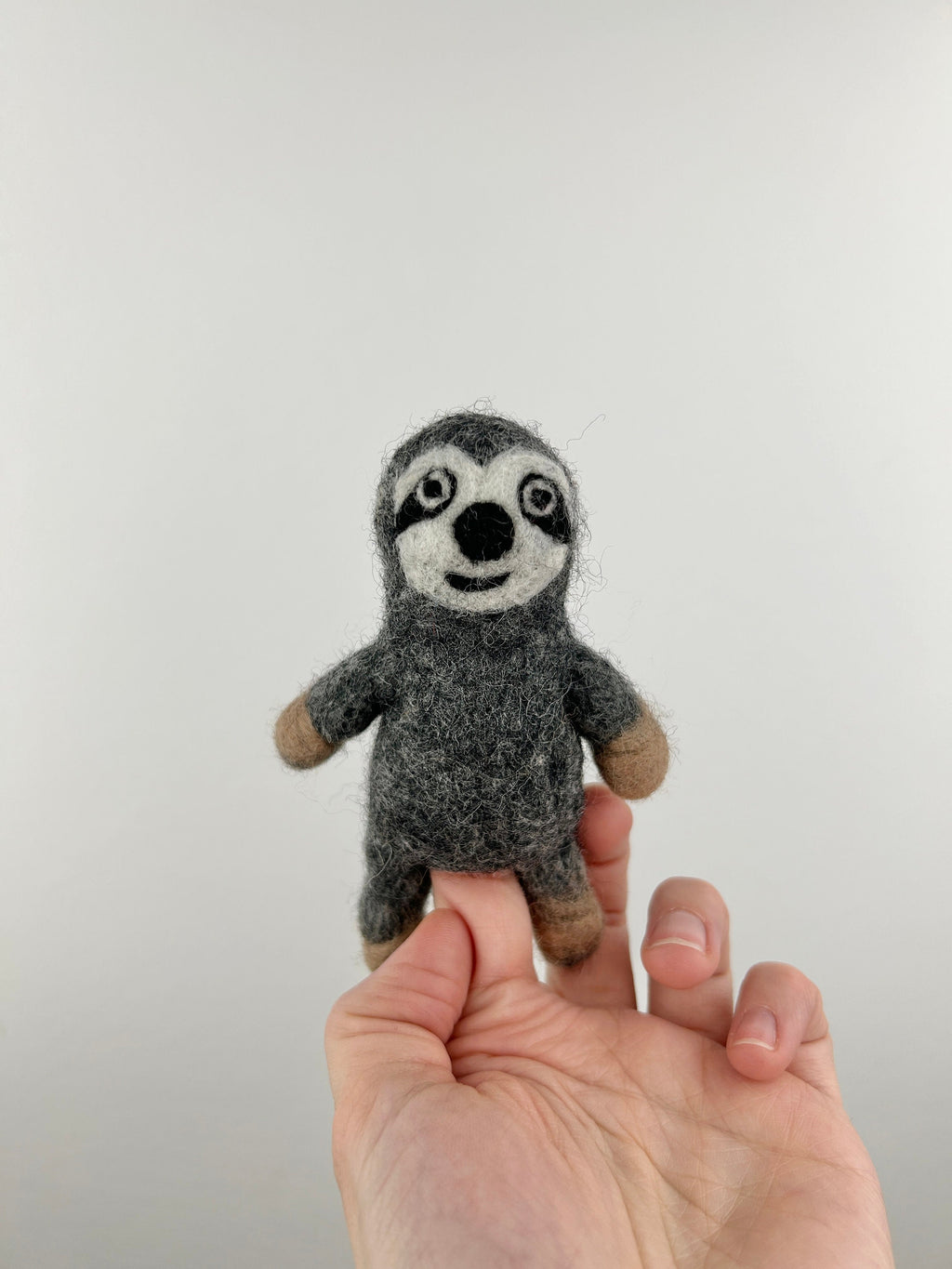 Niedliche Fingerpuppe Faultier aus Filz I Fingerspiel I Wildtiere I Spielzeug Montessori I Geschichten erzählen I Dschungel