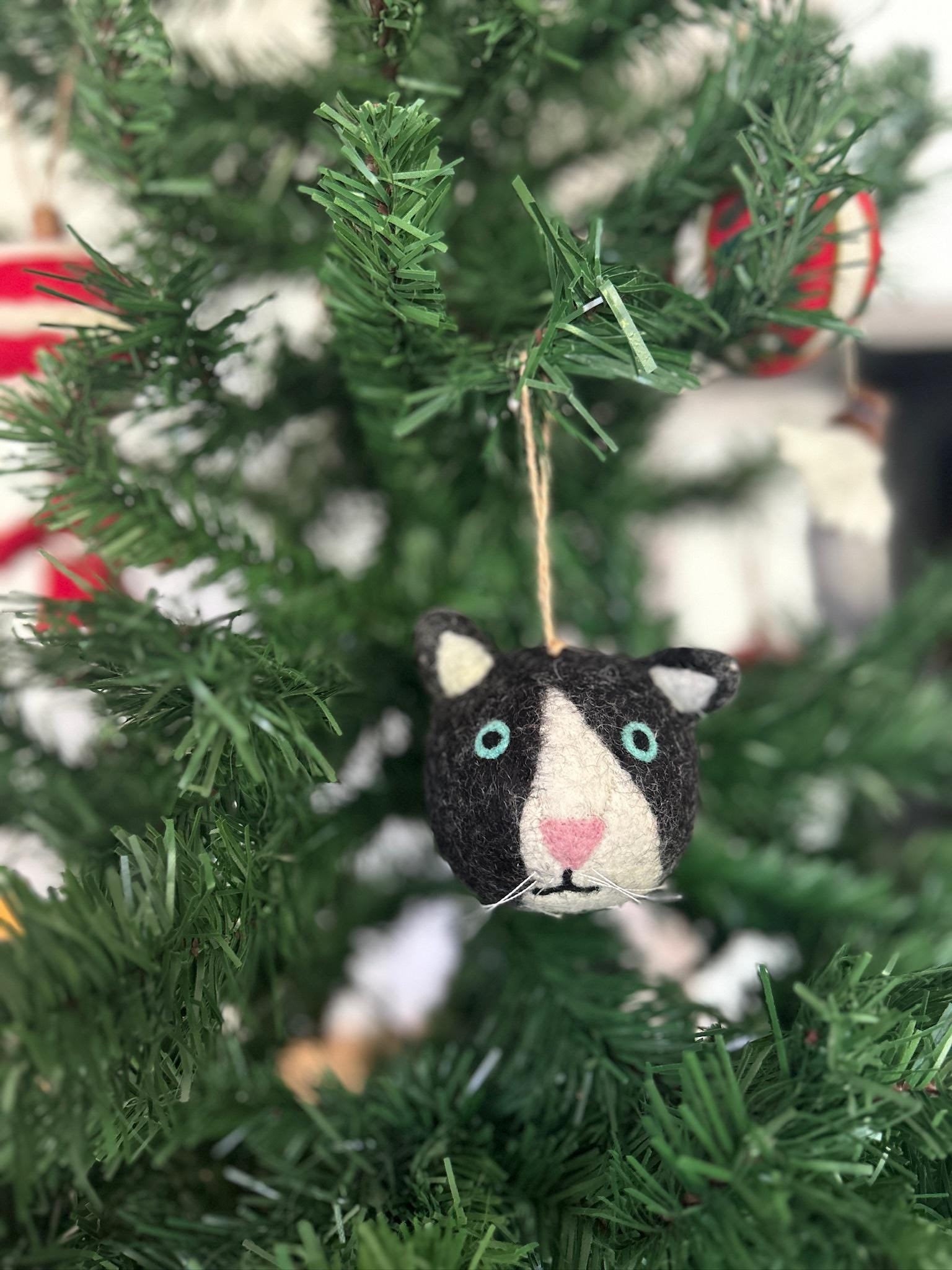 Weihnachtskugel Katze handgemacht I Weihnachtsdeko I Christmas I Kugeln handgemacht I Weihnachtsschmuck I Christbaumkugel Filz I