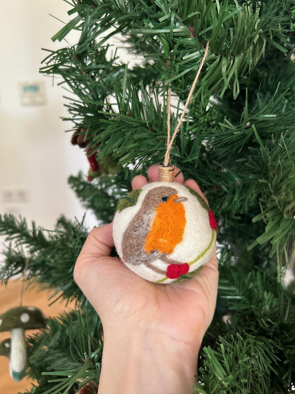Weihnachtskugel Filz handgemacht I Weihnachtsdeko I Anhänger I Rotkehlchen Deko I Weihnachtsschmuck I Christbaumkuge Stechpalme Kugel Filz