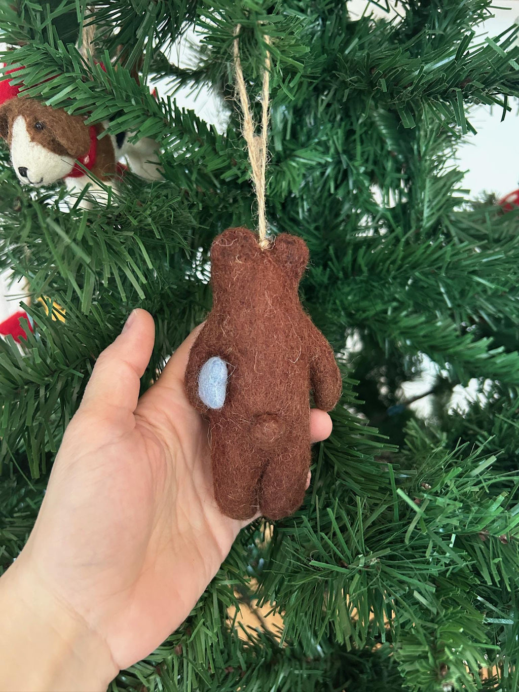Filzanhänger Bär mit Fisch I Weihnachtsschmuck I Weihnachtsanhänger aus Filz I Weihnachtsbär I Weihnachtsdeko