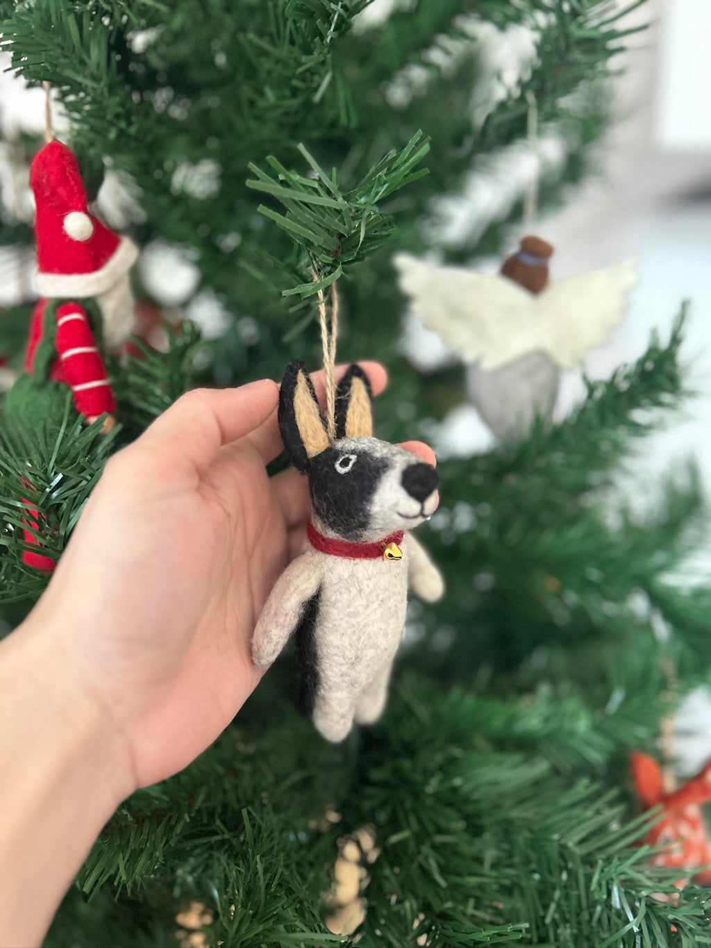 Weihnachtsanhänger Hund schwarz weiß I Filz Christbaumschmuck I Weihnachtsdeko I Hund mit Halstuch