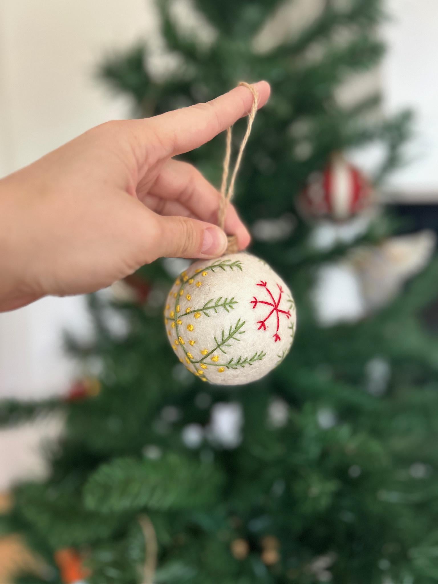 Weihnachtskugel aus Filz handgemacht I Weihnachtsdeko I Anhänger I Kugeln handgemacht I Weihnachtsschmuck I Christbaumkugel Filz I
