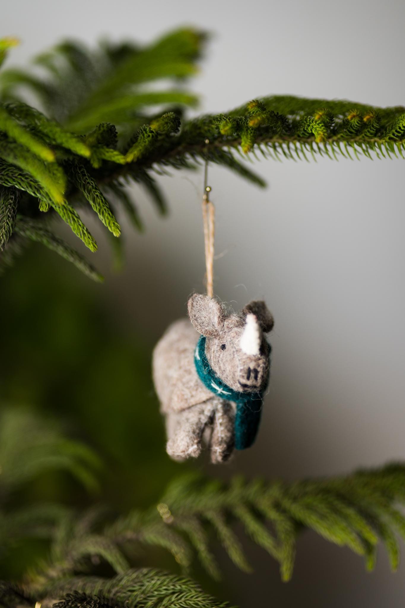 Anhänger Nashorn I Deko aus Filz I Winter I Weihnachtsbaum I Herbstdeko I Anhänger aus Filz I Wildtiere I