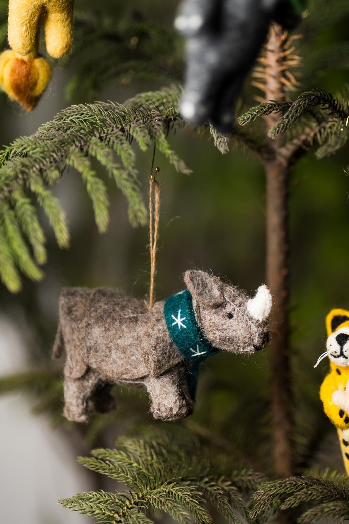 Anhänger Nashorn I Deko aus Filz I Winter I Weihnachtsbaum I Herbstdeko I Anhänger aus Filz I Wildtiere I