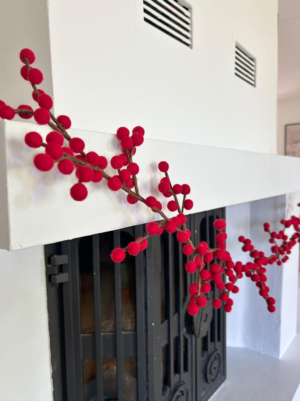 Weihnachtsgirlande rote Beeren aus Filz handgemacht I Weihnachtsdeko I Christmas