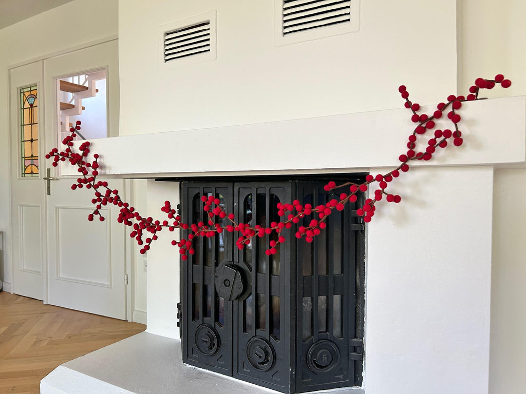 Weihnachtsgirlande rote Beeren aus Filz handgemacht I Weihnachtsdeko I Christmas