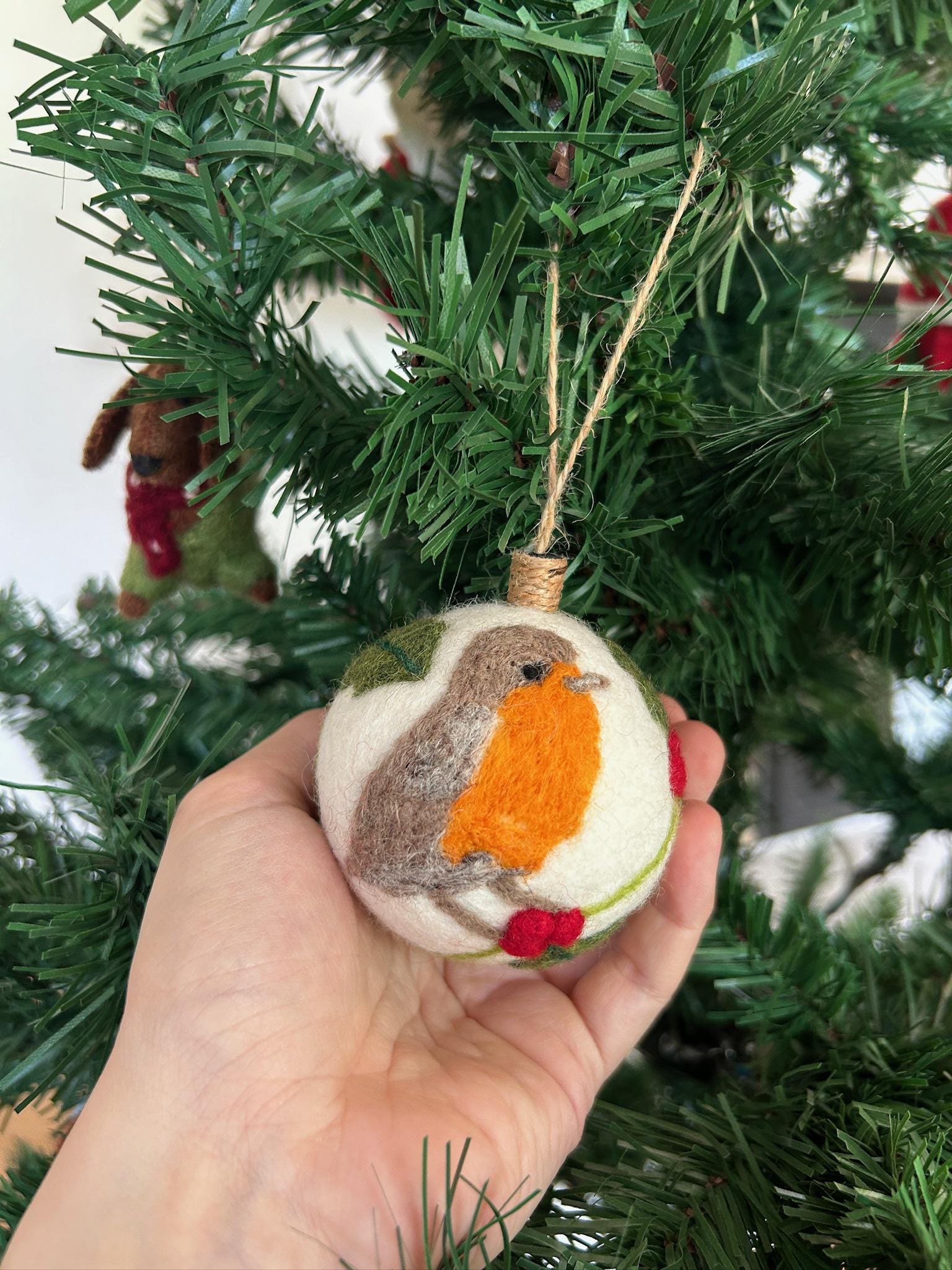 Weihnachtskugel Filz handgemacht I Weihnachtsdeko I Anhänger I Rotkehlchen Deko I Weihnachtsschmuck I Christbaumkuge Stechpalme Kugel Filz