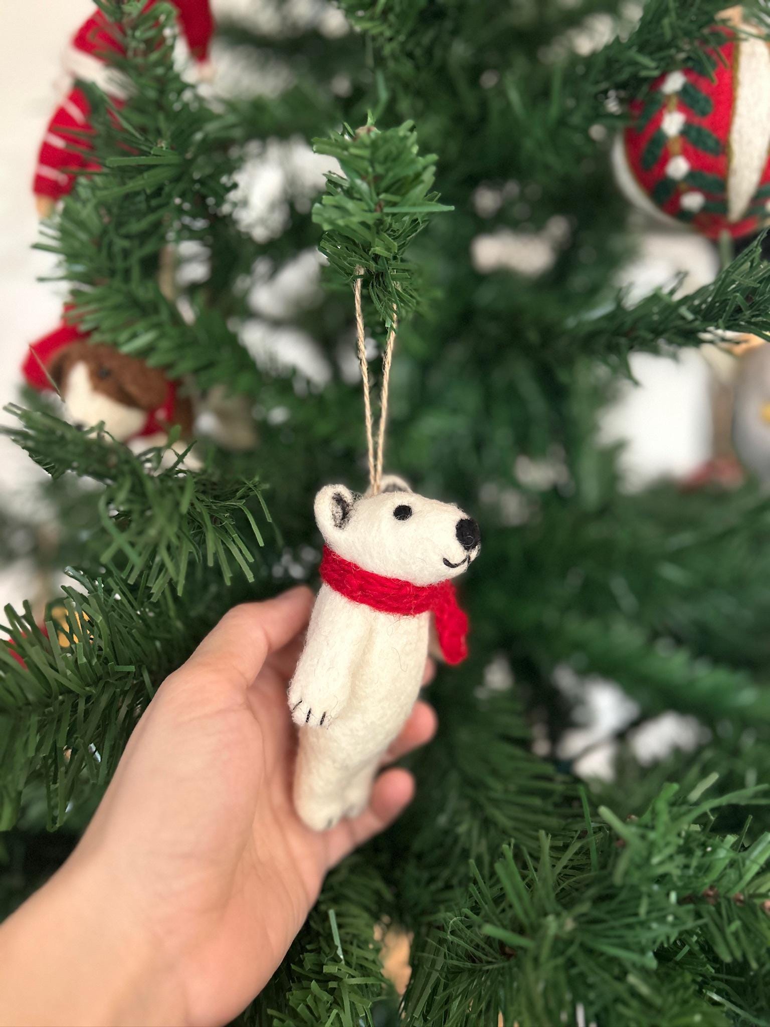 Weihnachtsanhänger Eisbär I Filz Christbaumschmuck I Weihnachtsdeko I Winterdeko aus Filz