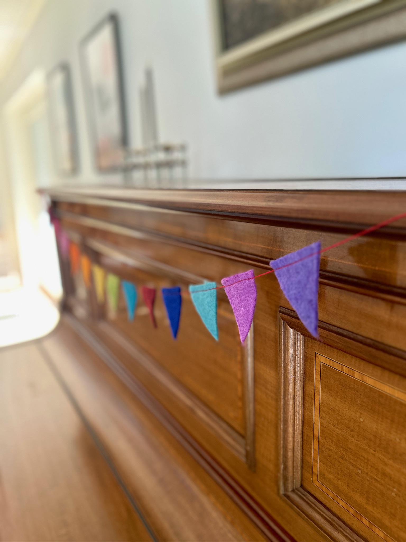 Bunte Wimpelkette aus Filz I Dekoration I Kindergeburtstag I Partydekoration I handgemacht I Kinderzimmer I Babyparty