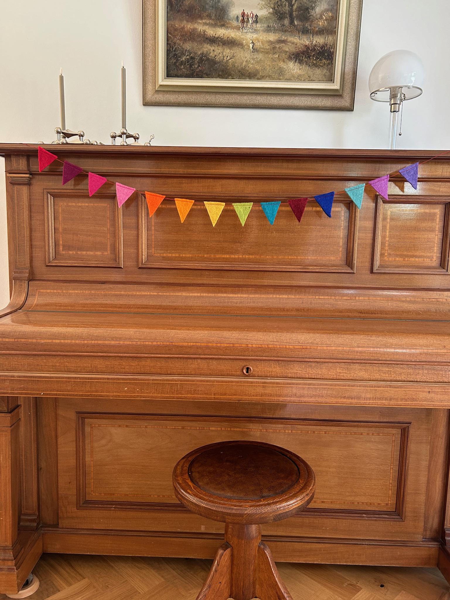 Bunte Wimpelkette aus Filz I Dekoration I Kindergeburtstag I Partydekoration I handgemacht I Kinderzimmer I Babyparty