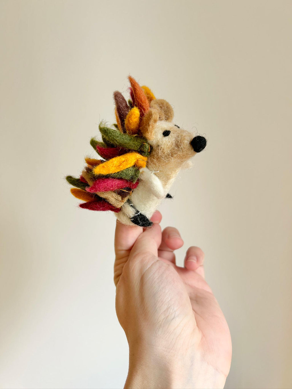 Niedliche Fingerpuppe Igel aus Filz I Fingerspiel I Waldtiere I heimische Tiere I Spielzeug Montessori I Geschichten erzählen