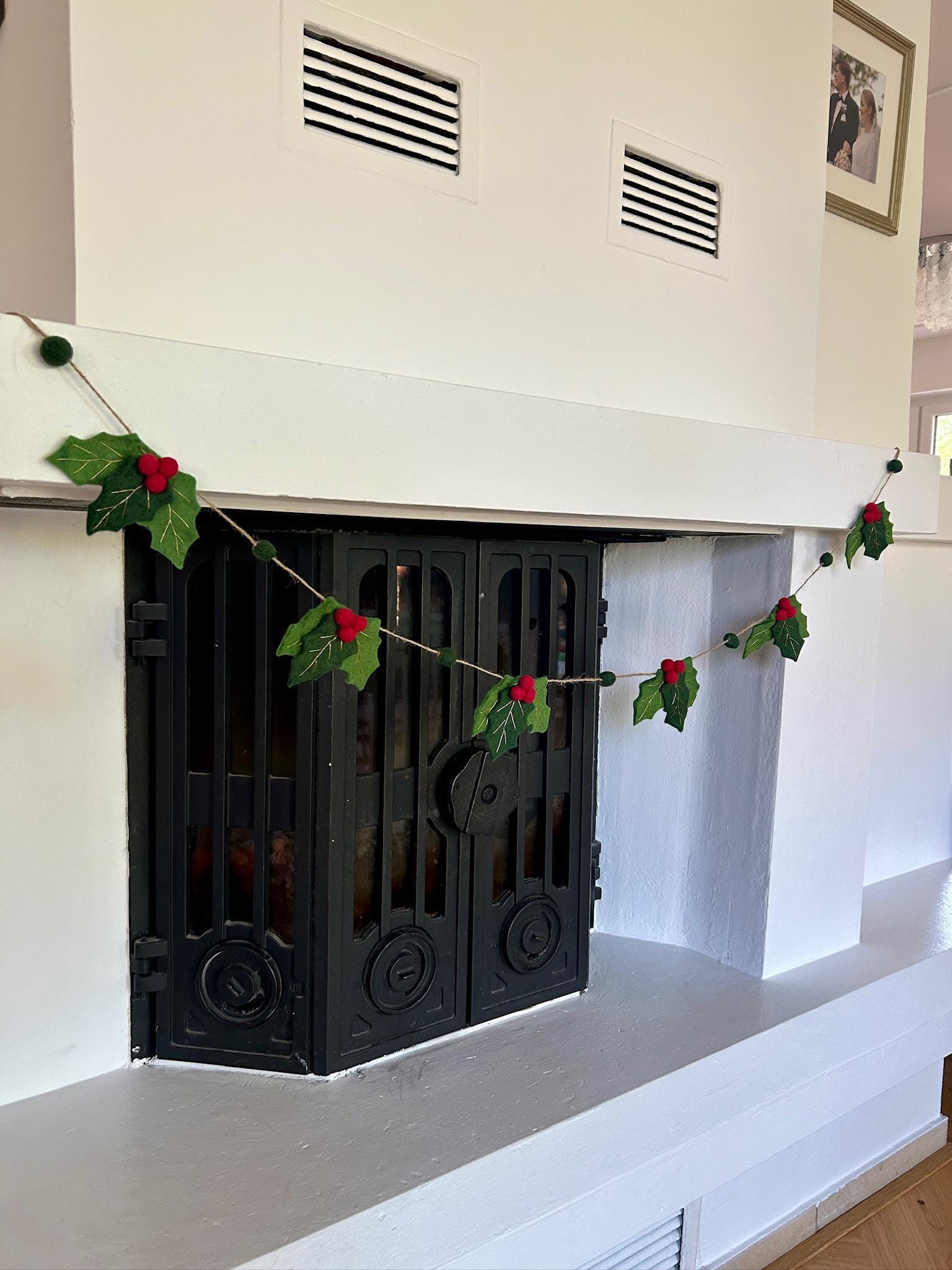 Weihnachtsgirlande rote Beeren I Stechpalme aus Filz handgemacht I Weihnachtsdeko I Christmas