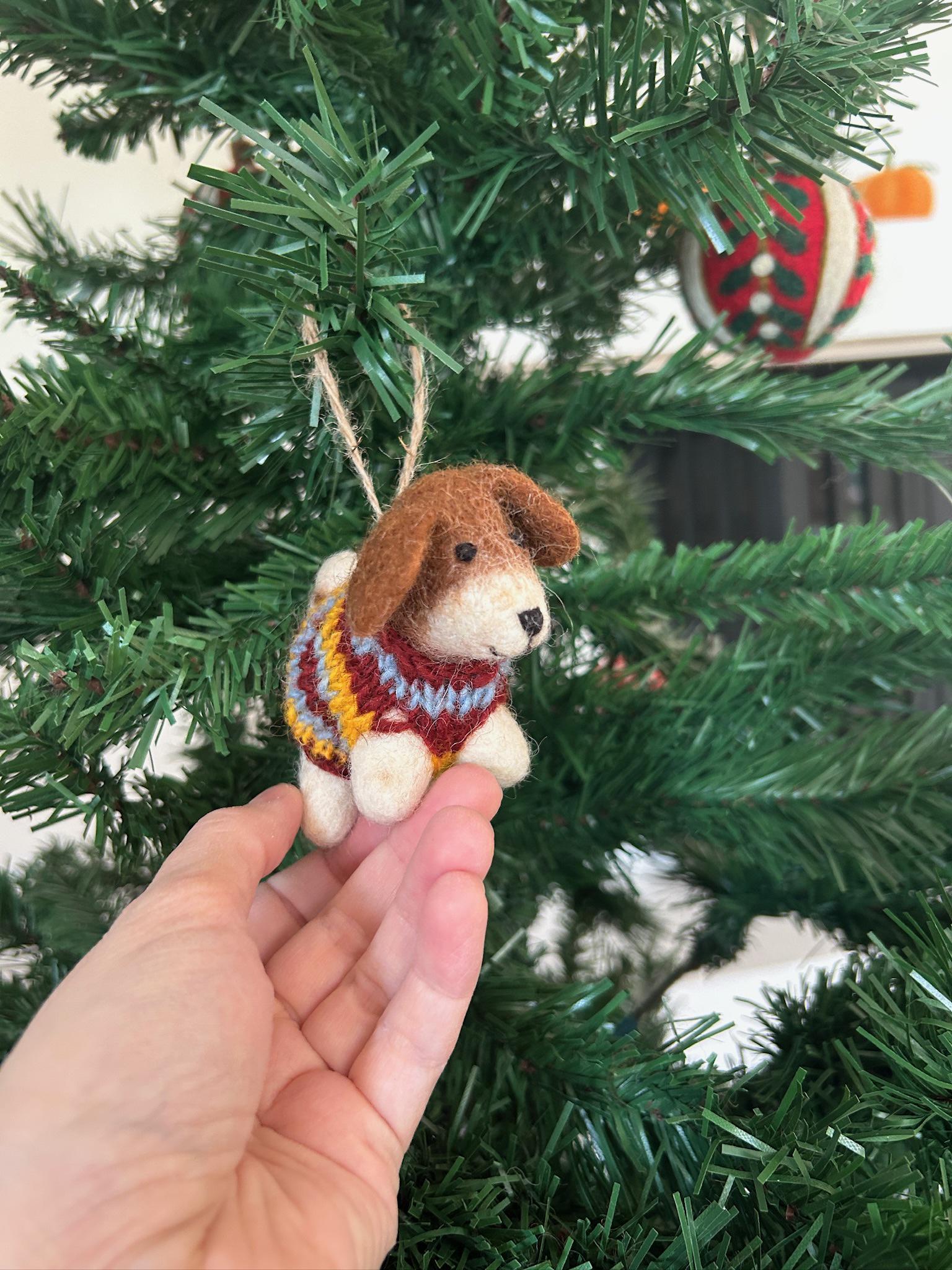 Weihnachtsanhänger Hund Beagle mit Strickpullover I Filz Christbaumschmuck I Weihnachtsdeko I Weihnachtshund