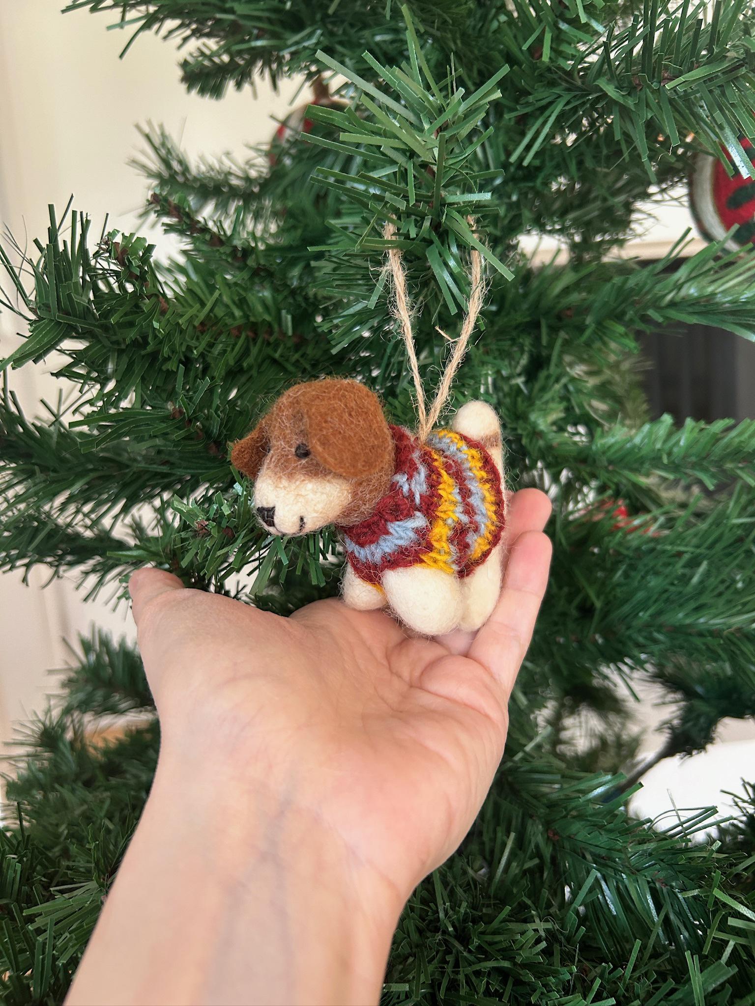 Weihnachtsanhänger Hund Beagle mit Strickpullover I Filz Christbaumschmuck I Weihnachtsdeko I Weihnachtshund
