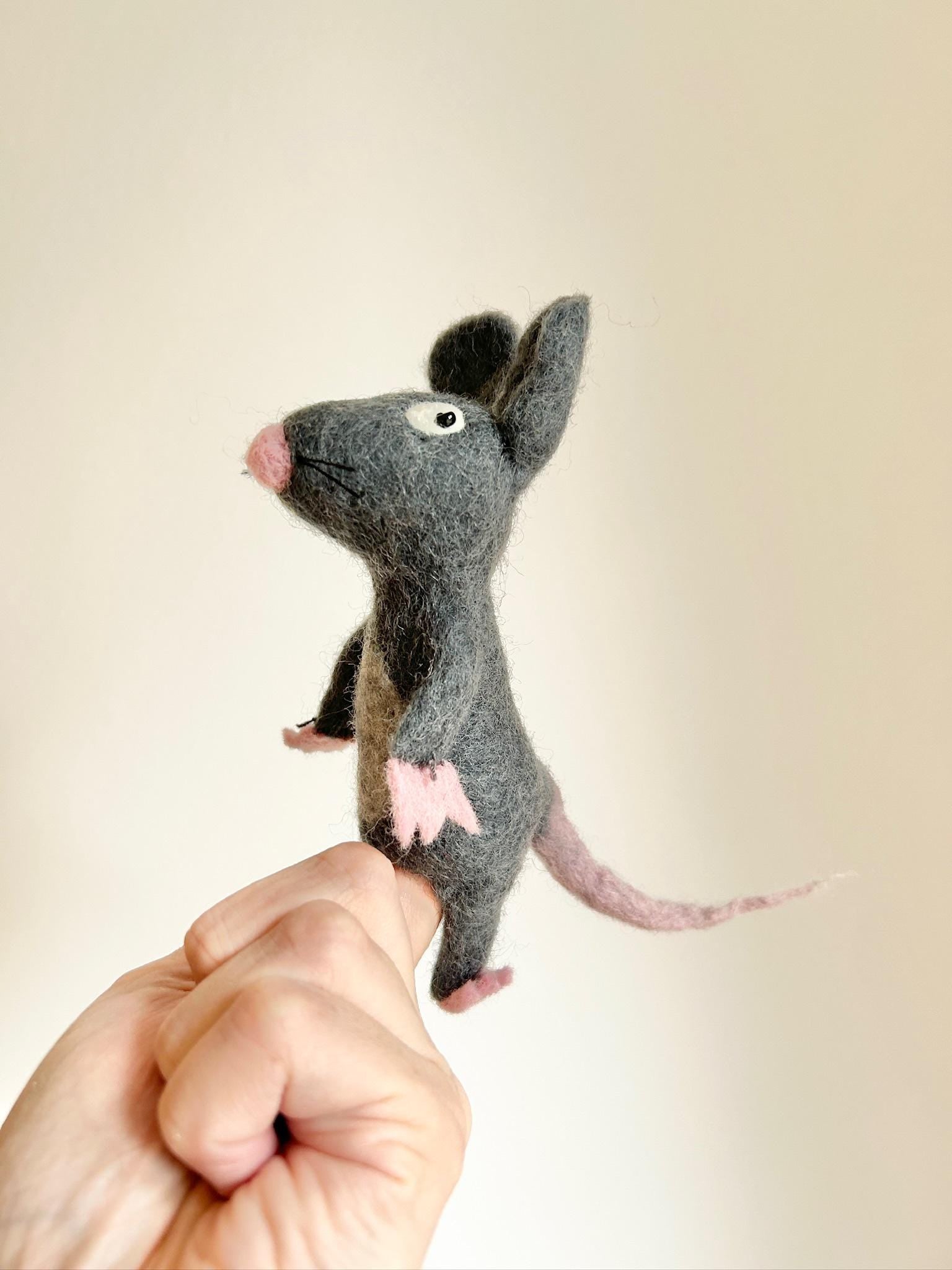 Niedliche Fingerpuppe Maus aus Filz I Fingerspiel I Bauernhoftier I Filzmaus I Spielzeug Montessori I Geschichten erzählen