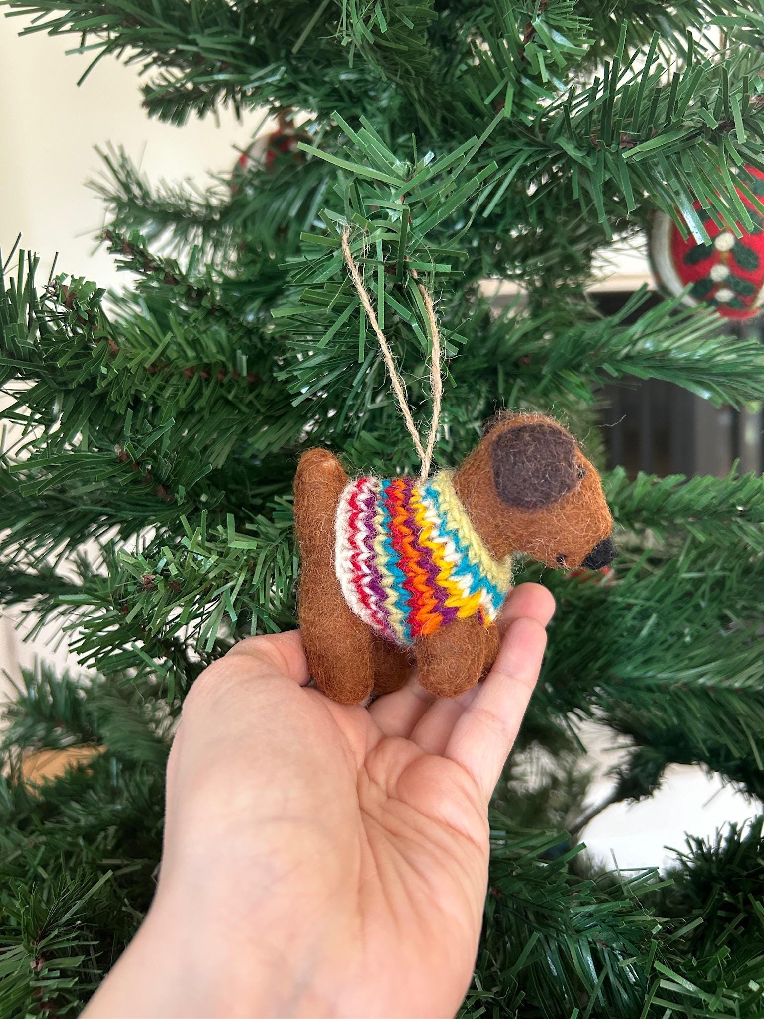 Weihnachtsanhänger brauner Hund mit Strickpullover I Filz Christbaumschmuck I Weihnachtsdeko I Weihnachtshund