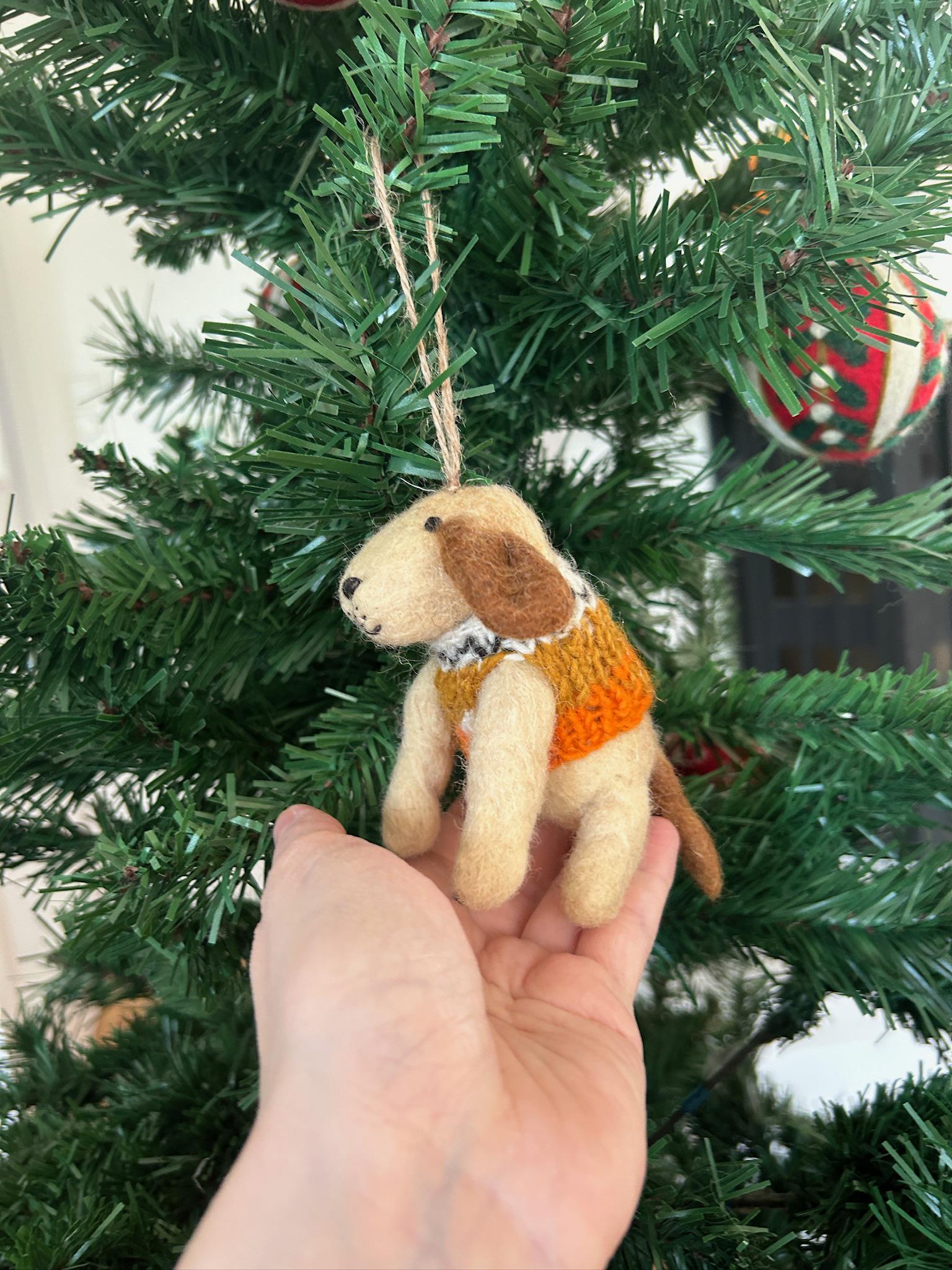 Weihnachtsanhänger Hund mit Strickpullover I Filz Christbaumschmuck I Weihnachtsdeko I Weihnachtshund