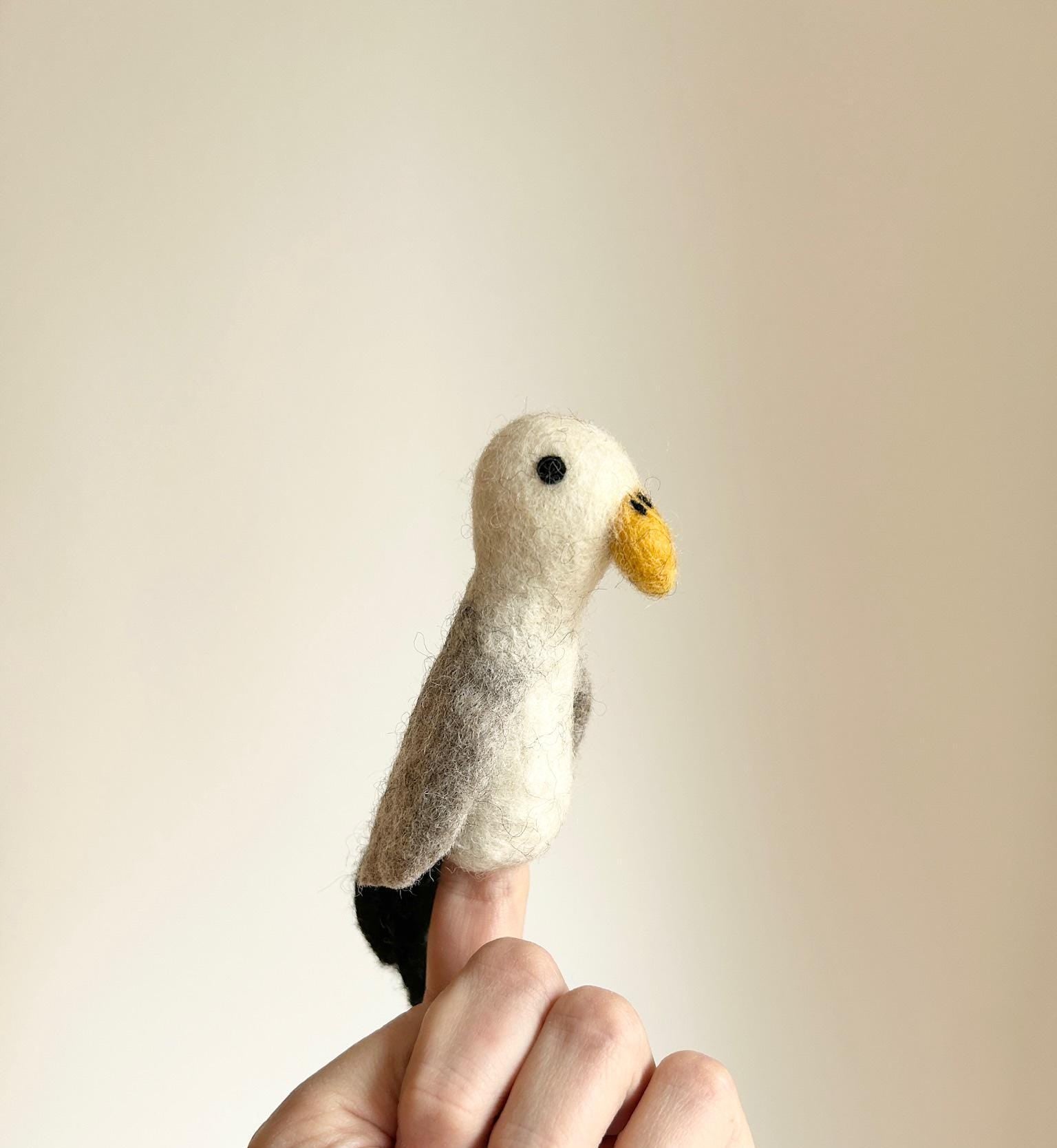 Niedliche Fingerpuppe Möwe aus Filz I Fingerspiel I Seevogel I Meer I Spielzeug Montessori I Geschichten erzählen