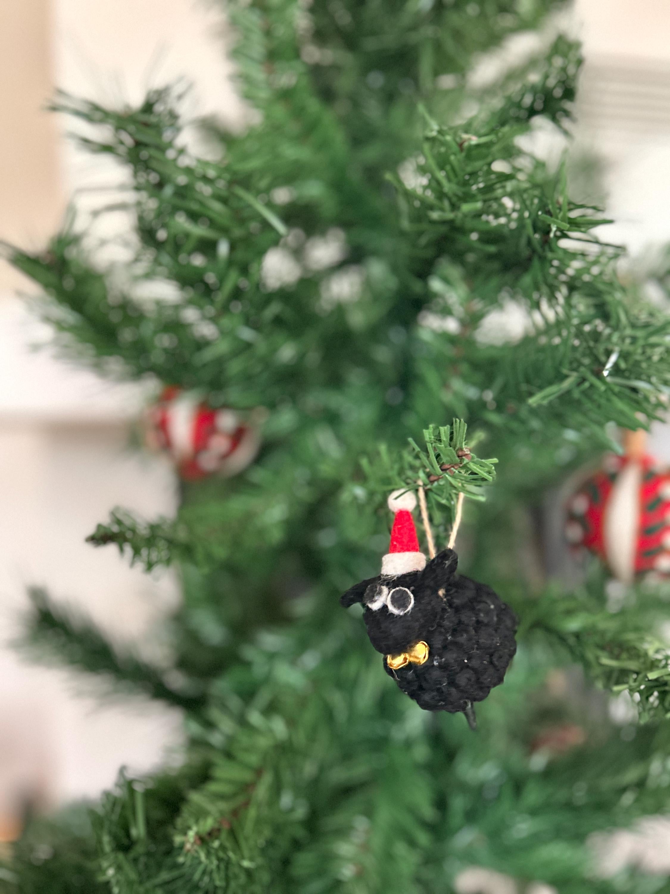 Weihnachtsanhänger schwarzes Schaf mit GlöckchenI Christbaumschmuck Weihnachtsdeko I Winter Weihnachtsbaum I Weihnachtsschaf