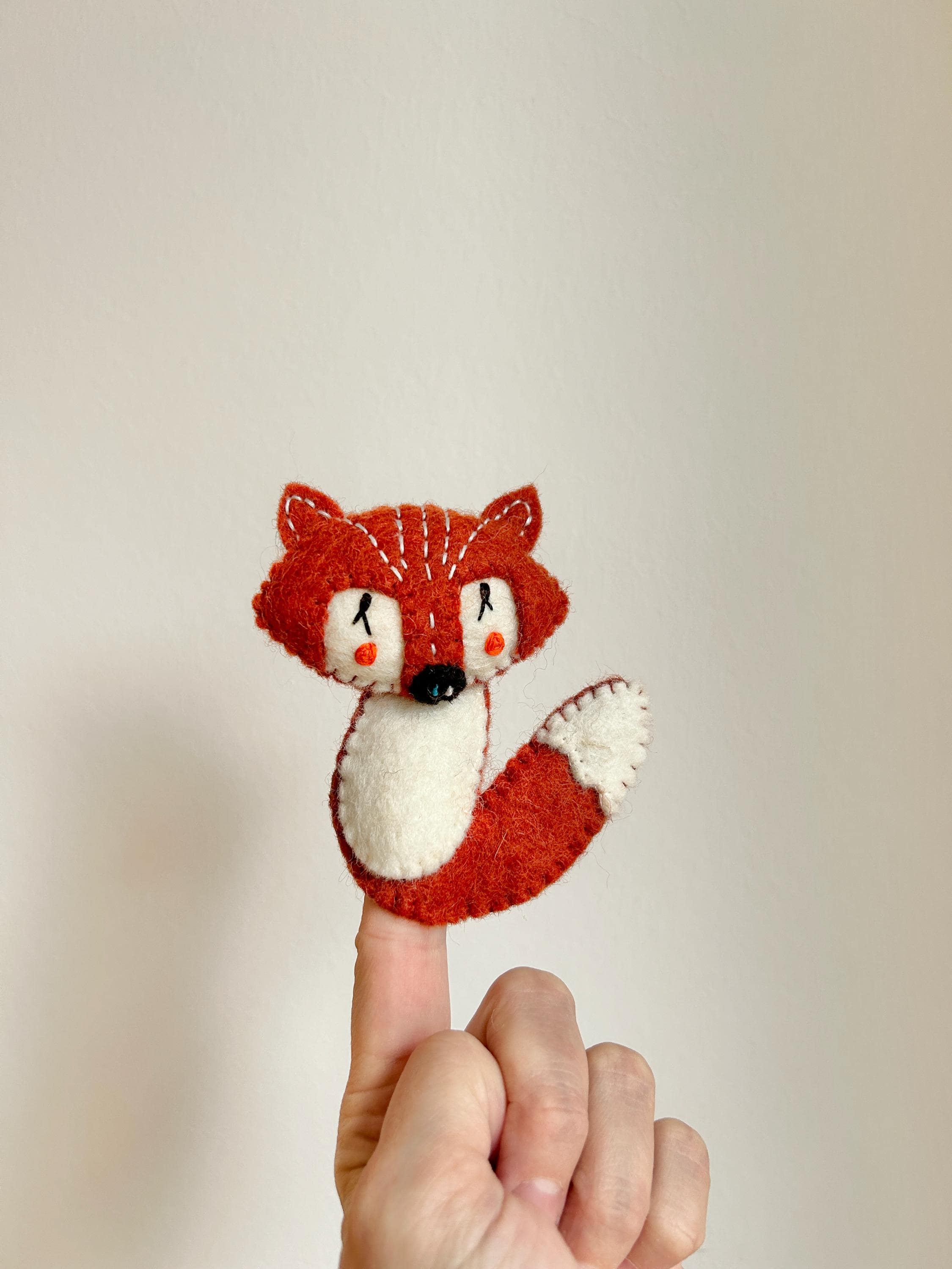 Niedliche Fingerpuppe Fuchs aus Filz I Fingerspiel I Waldtiere I roter Fuchs I Spielzeug Montessori I Geschichten erzählen