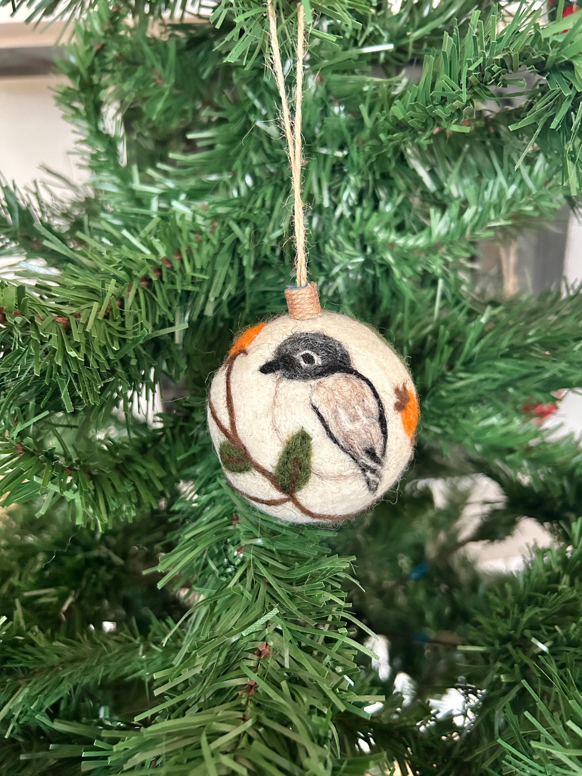 Weihnachtskugel Filz Vogel handgemacht I Weihnachtsdeko I Anhänger I Schnäpper Deko I Weihnachtsschmuck I Christbaumkugel Kugel Filz