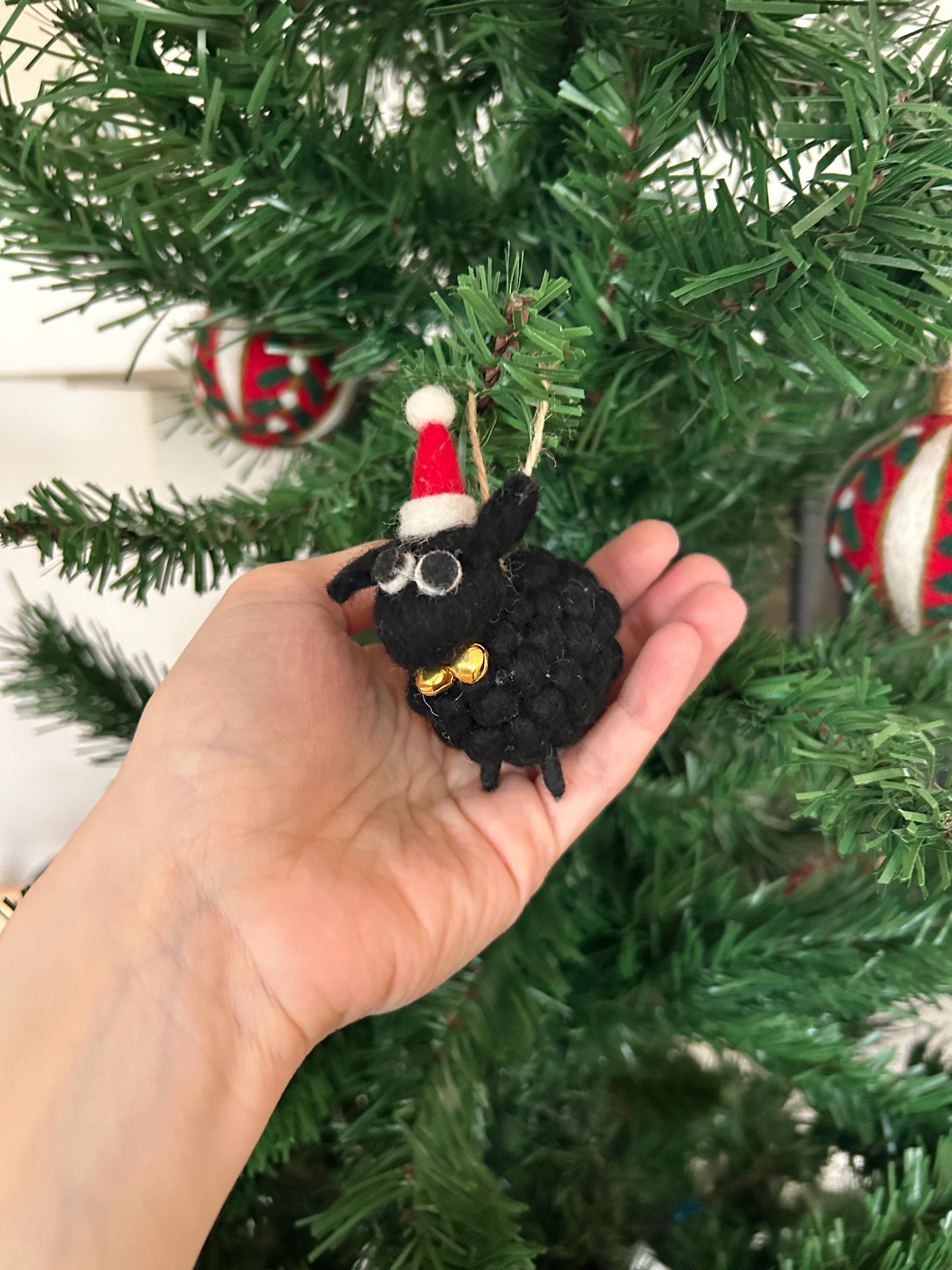 Weihnachtsanhänger schwarzes Schaf mit GlöckchenI Christbaumschmuck Weihnachtsdeko I Winter Weihnachtsbaum I Weihnachtsschaf
