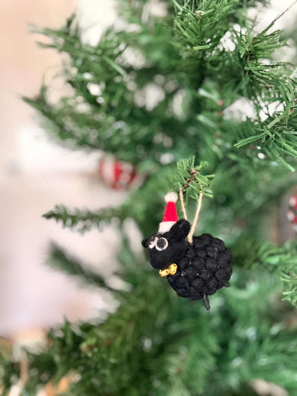 Weihnachtsanhänger schwarzes Schaf mit GlöckchenI Christbaumschmuck Weihnachtsdeko I Winter Weihnachtsbaum I Weihnachtsschaf