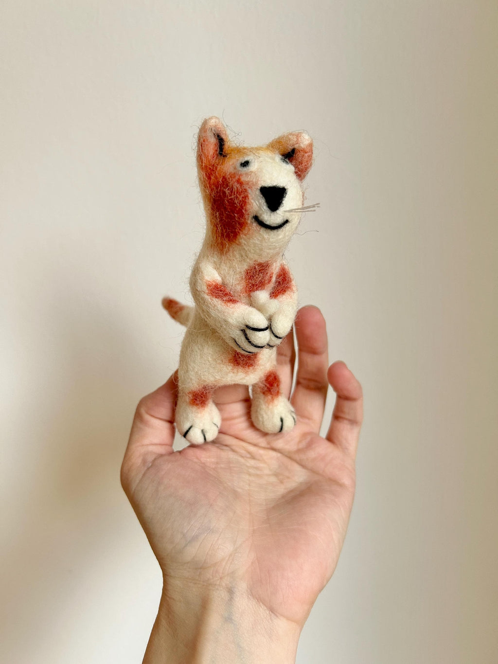 Niedliche Fingerpuppe Katze bunt aus Filz I Fingerspiel I Bauernhoftier I Haustiere I Spielzeug Montessori I Geschichten erzählen I Katzen
