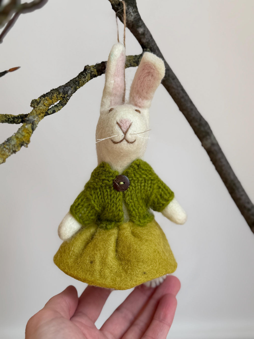 Anhänger Hase I Hasenmädchen I Osterschmuck I Osterdeko I I Osterstrauß I Filzdeko Ostern I Osterhase I Frühling