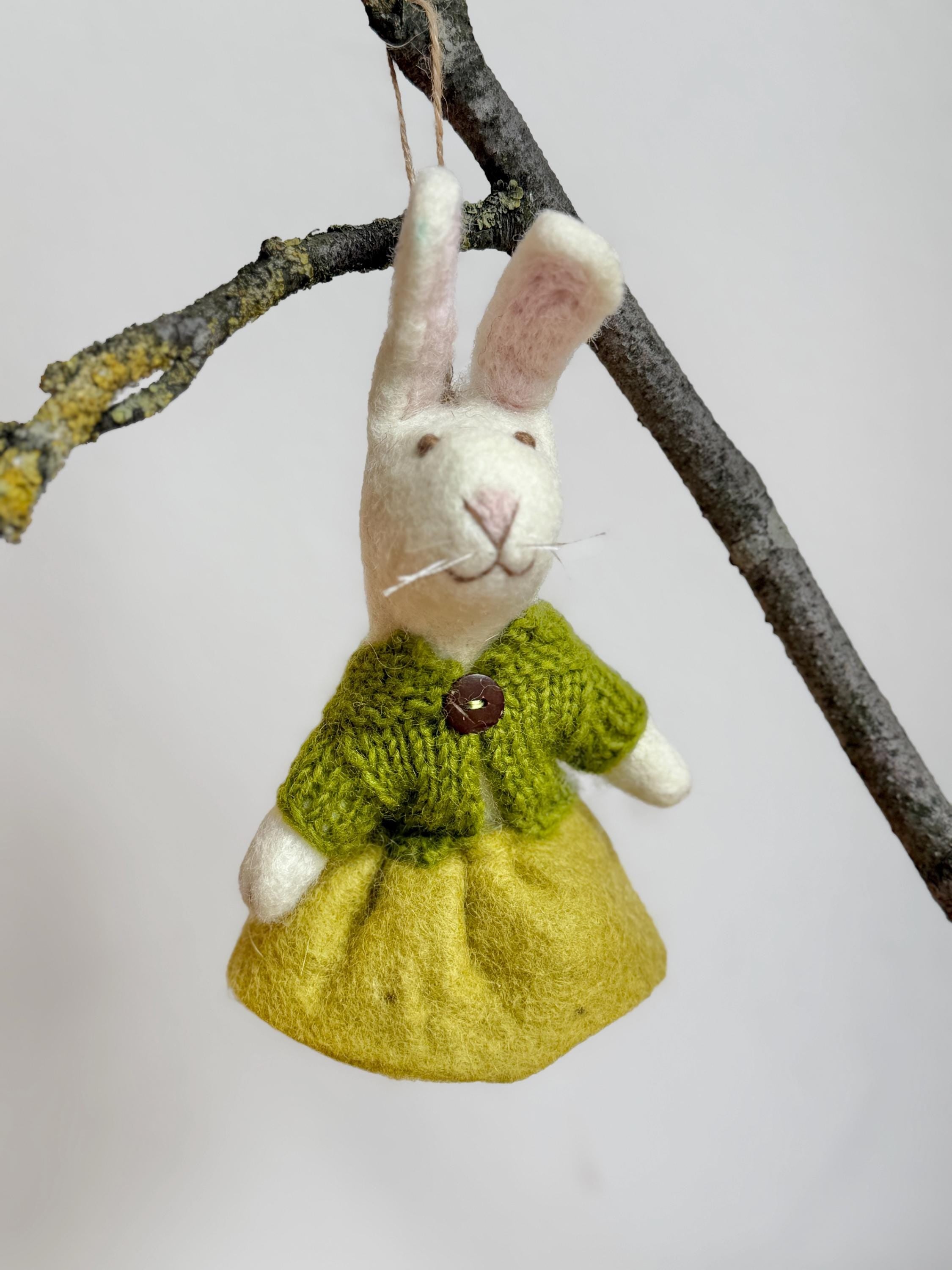 Anhänger Hase I Hasenmädchen I Osterschmuck I Osterdeko I I Osterstrauß I Filzdeko Ostern I Osterhase I Frühling
