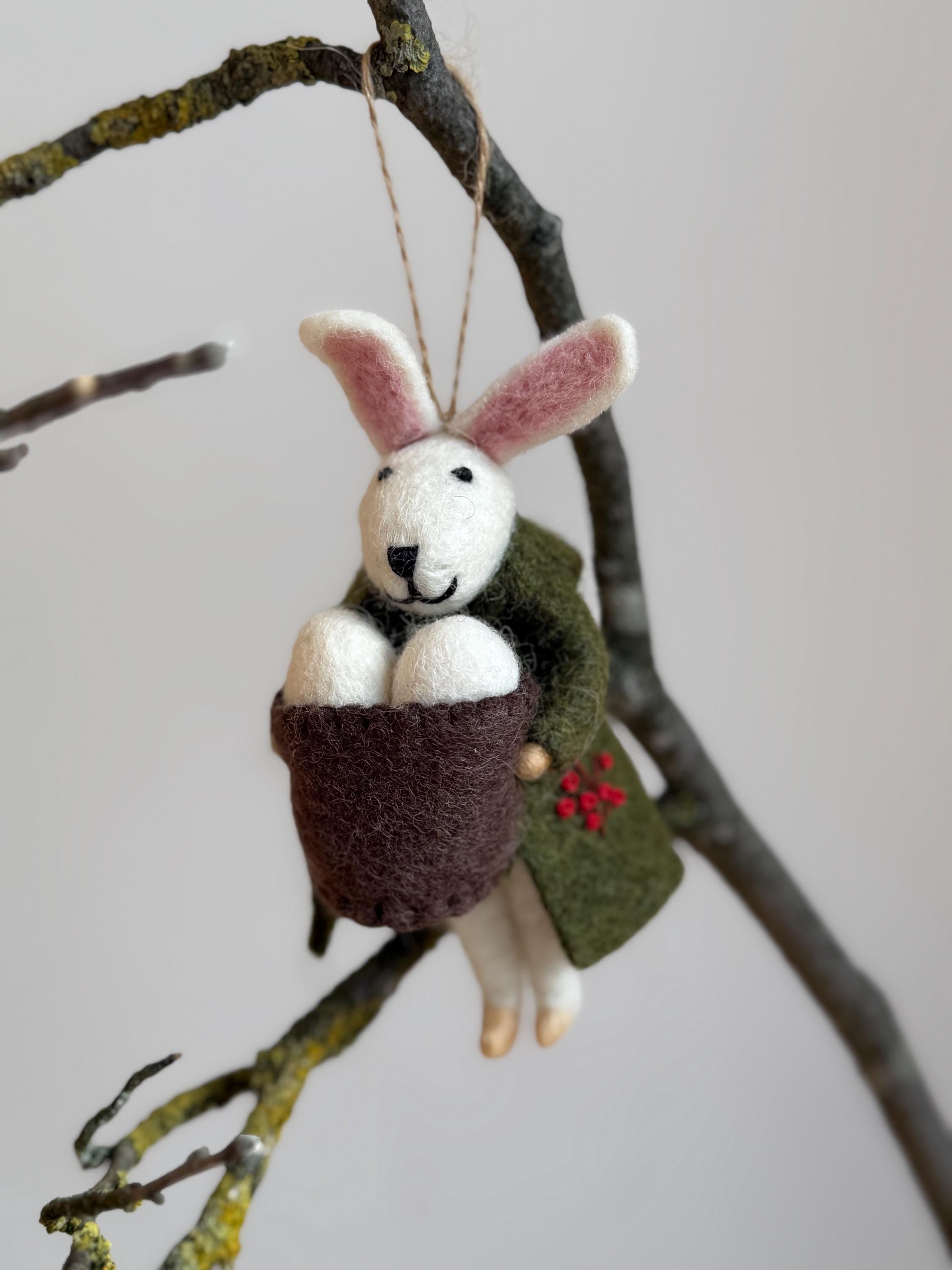 Anhänger Hase mit Eiern I Osterschmuck I Osterdeko I I Osterstrauß I Filzdeko Ostern I Osterhase I Frühling