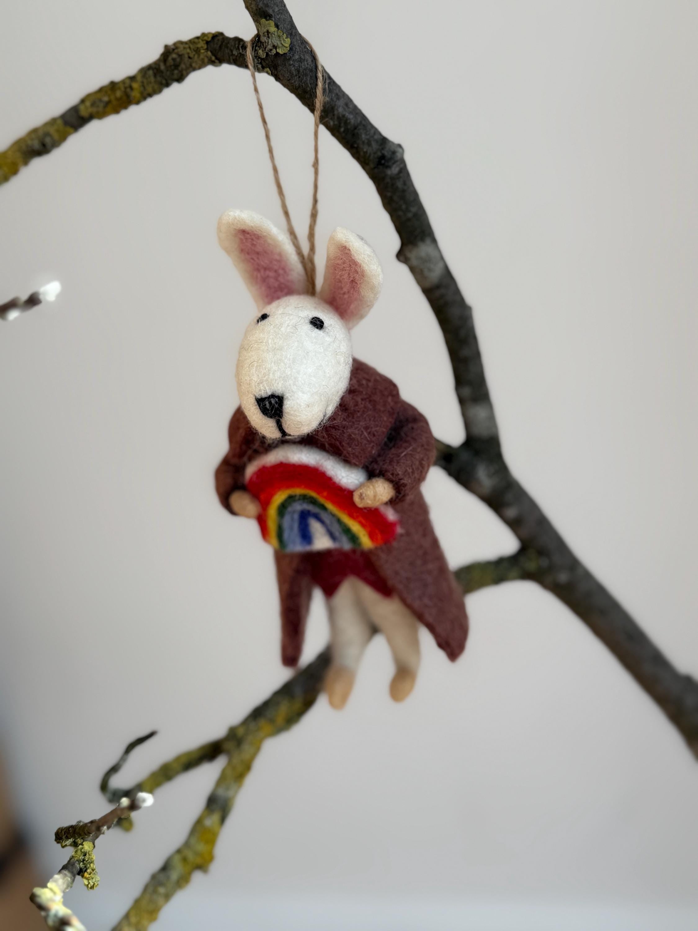 Anhänger Hase mit Regenbogen I Osterschmuck I Osterdeko I I Osterstrauß I Filzdeko Ostern I Osterhase I Frühling