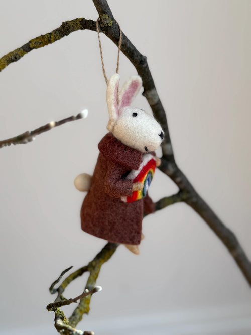 Anhänger Hase mit Regenbogen I Osterschmuck I Osterdeko I I Osterstrauß I Filzdeko Ostern I Osterhase I Frühling