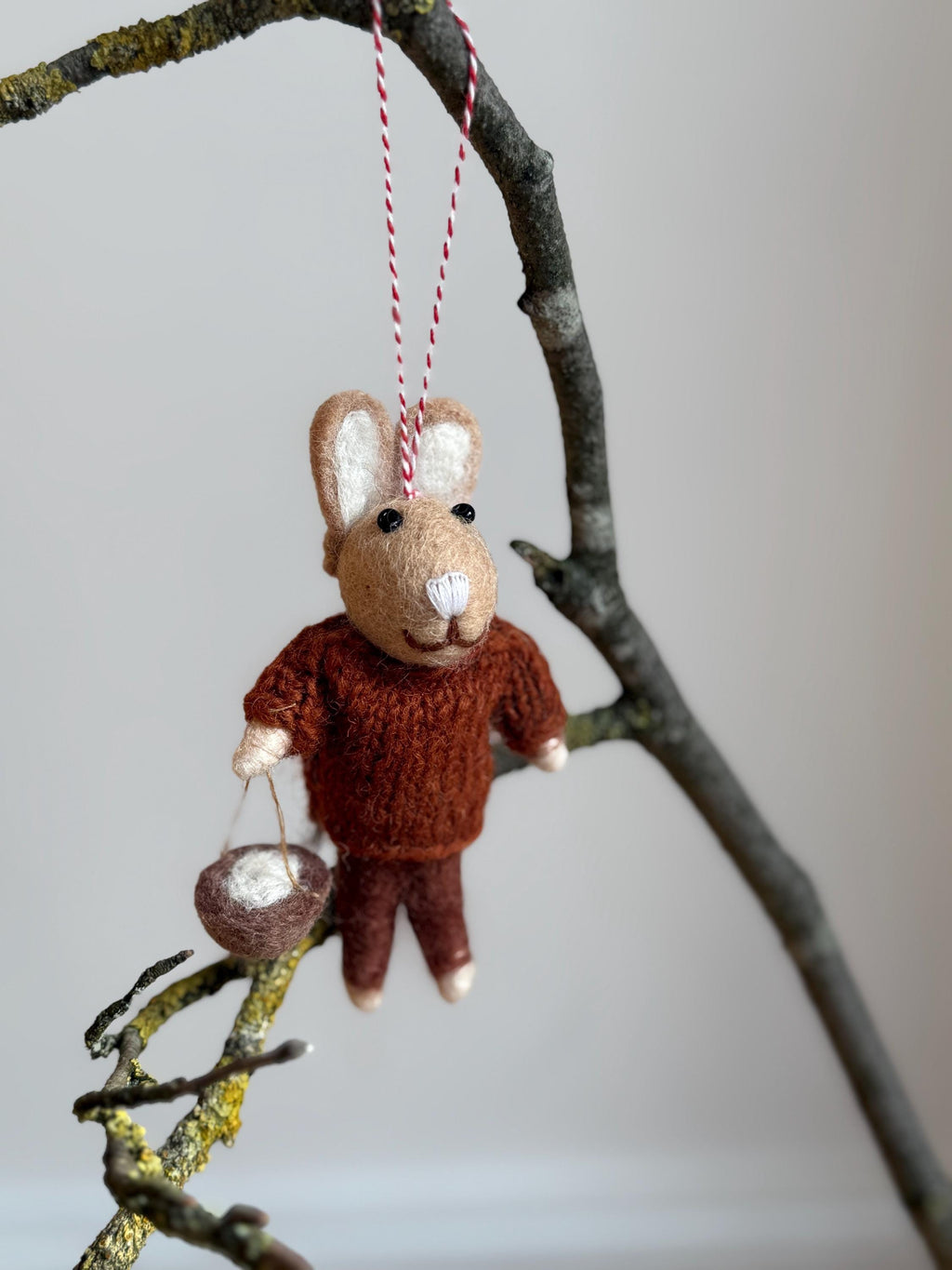 Anhänger Hase mit Osternest I Osterschmuck I Osterdeko I I Osterstrauß I Filzdeko Ostern I Osterhase I Frühling