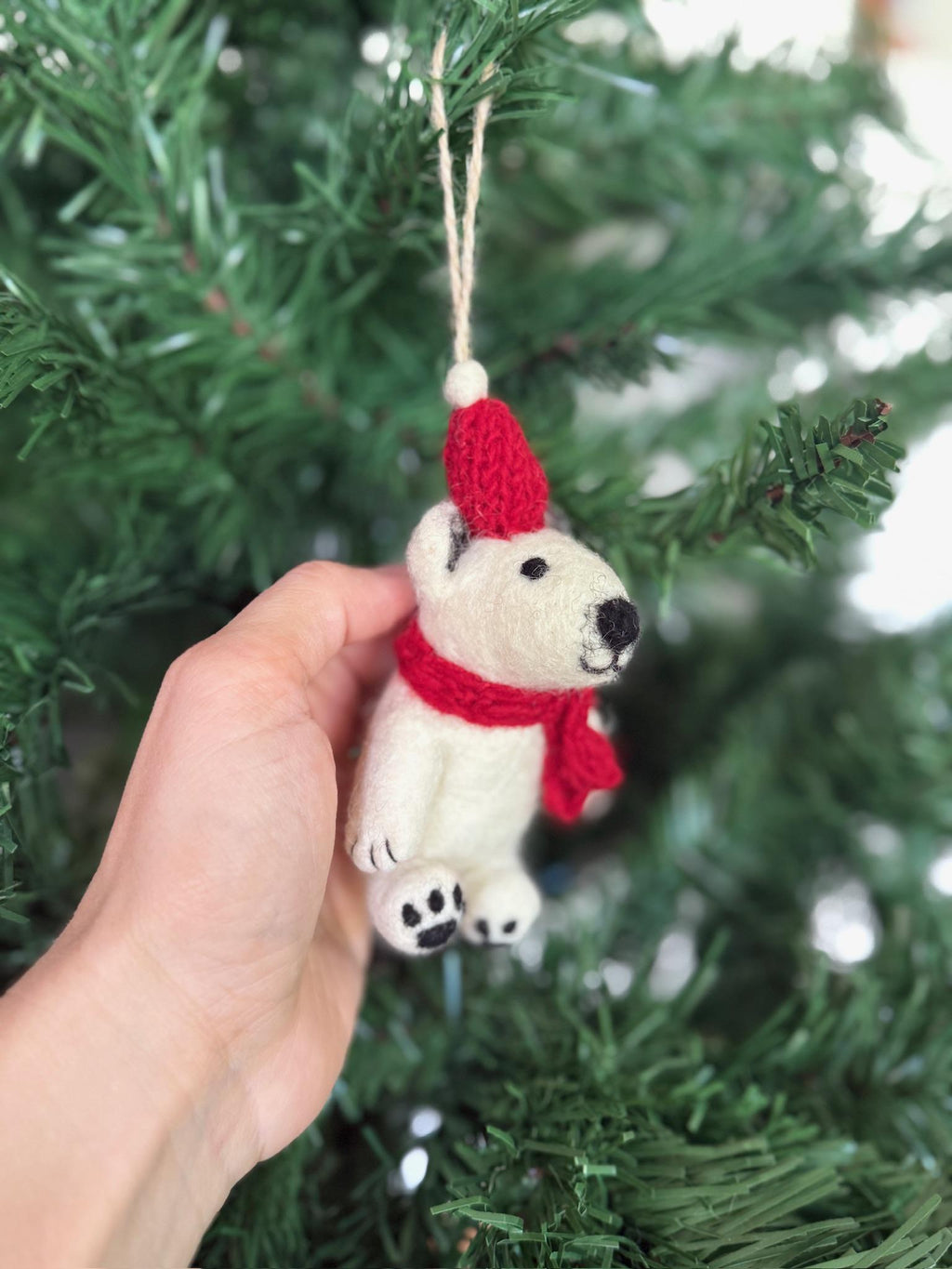 Weihnachtsanhänger Eisbär mit Mütze und Schal I Filz Christbaumschmuck I Weihnachtsdeko I Winterdeko aus Filz