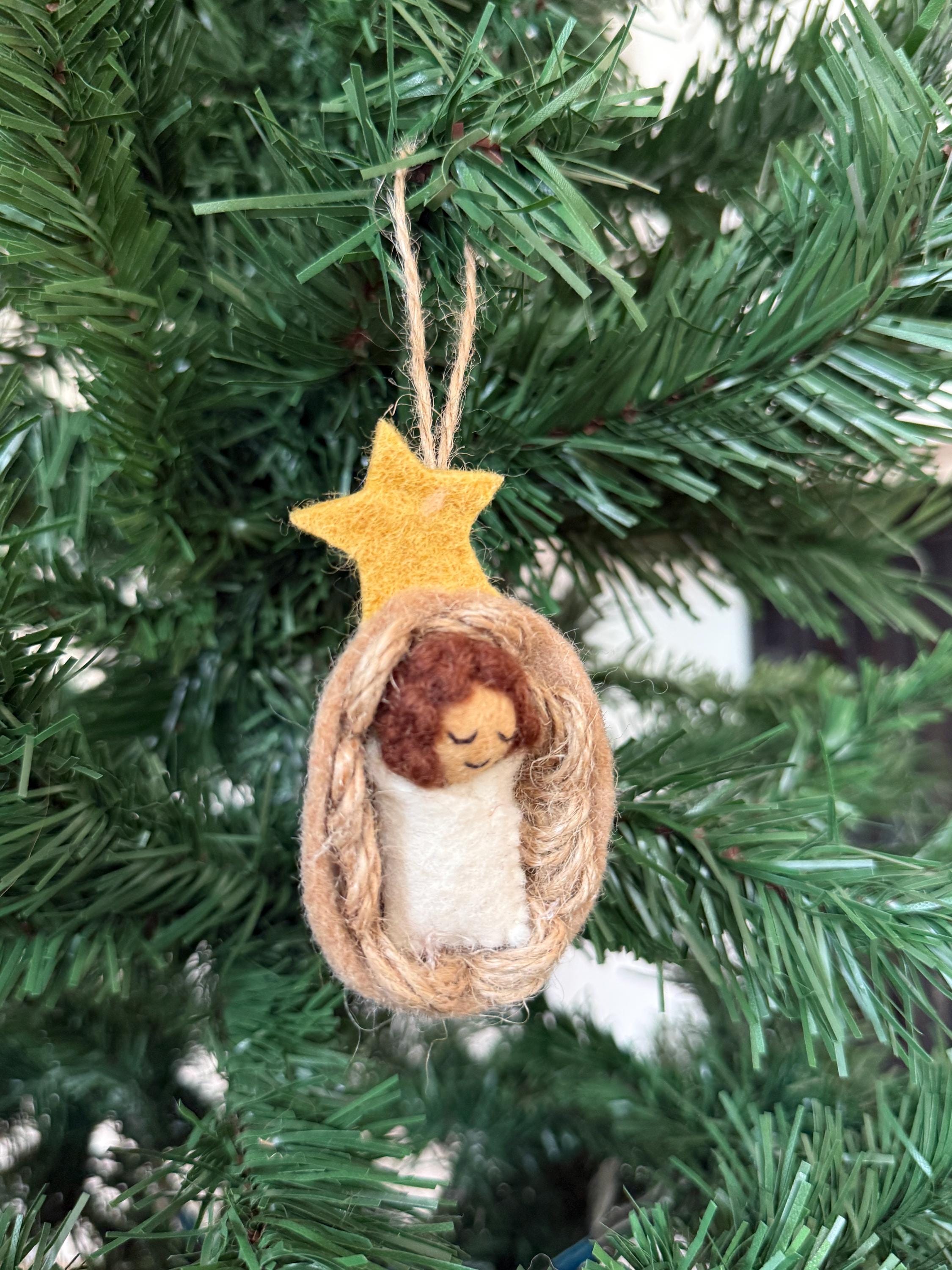 Weihnachtsanhänger Jesuskund in der Krippe I Christbaumschmuck Weihnachtsdeko I Winter Weihnachtsbaum I Baby I Krippe I Wiege I Heiland
