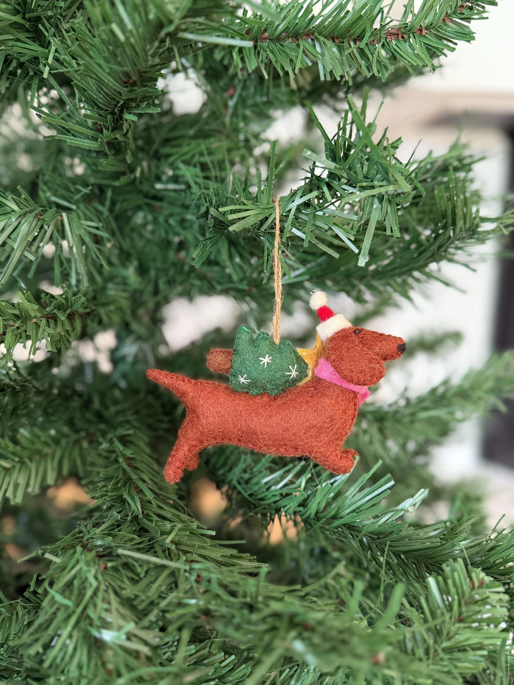 Weihnachtsanhänger Dackel aus Filz I Filz Christbaumschmuck I Weihnachtsdeko I Weihnachtsdackel mit Mütze und Weihnachtsbaum I Hundeanhänger