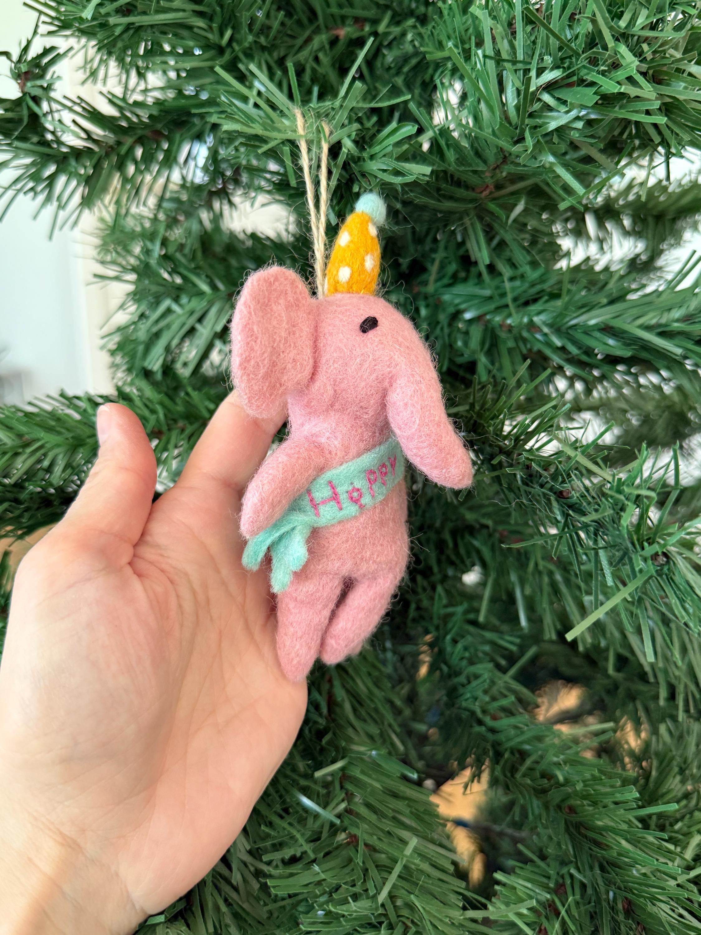 Partyelefant I Elefant mit Partyhut I Elefantendeko I Christbaumschmuck Weihnachtsdeko I Geburtstagsdeko I Geschenkanhänger I Elefantenparty