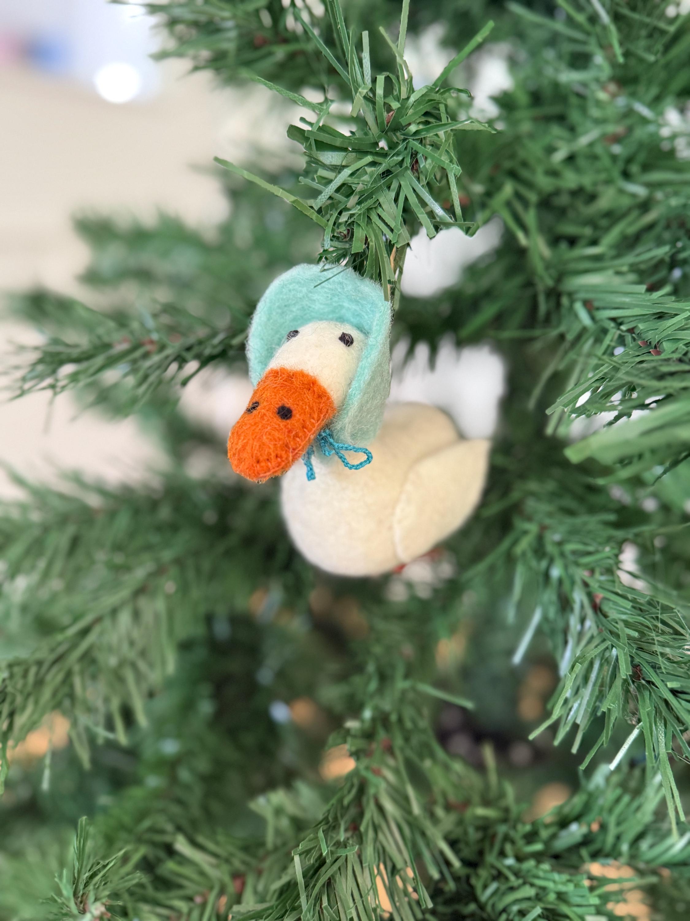 Anhänger Gans I Weihnachtsdeko I Osterschmuck I Osterdeko I Osterstrauß I Filzdeko Ostern I Frühling I Entendeko I Kopftuch