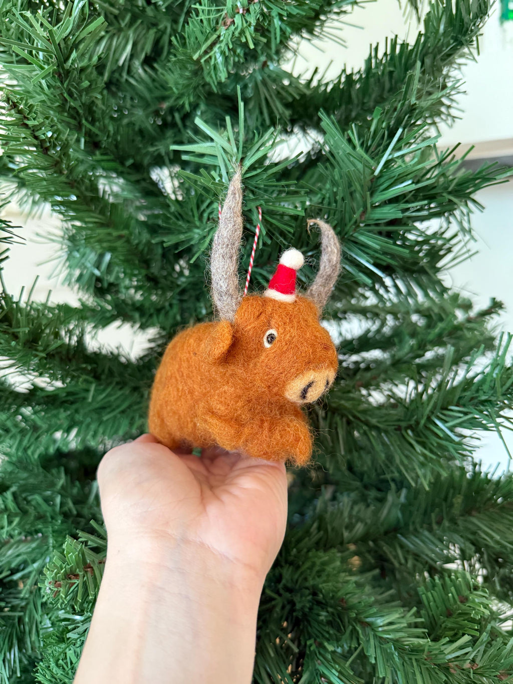 Filzanhänger Highland Rind mit Mütze I weihnachtliche Kuh I Christbaumschmuck I Weihnachtsdeko I Weihnachten I Anhänger