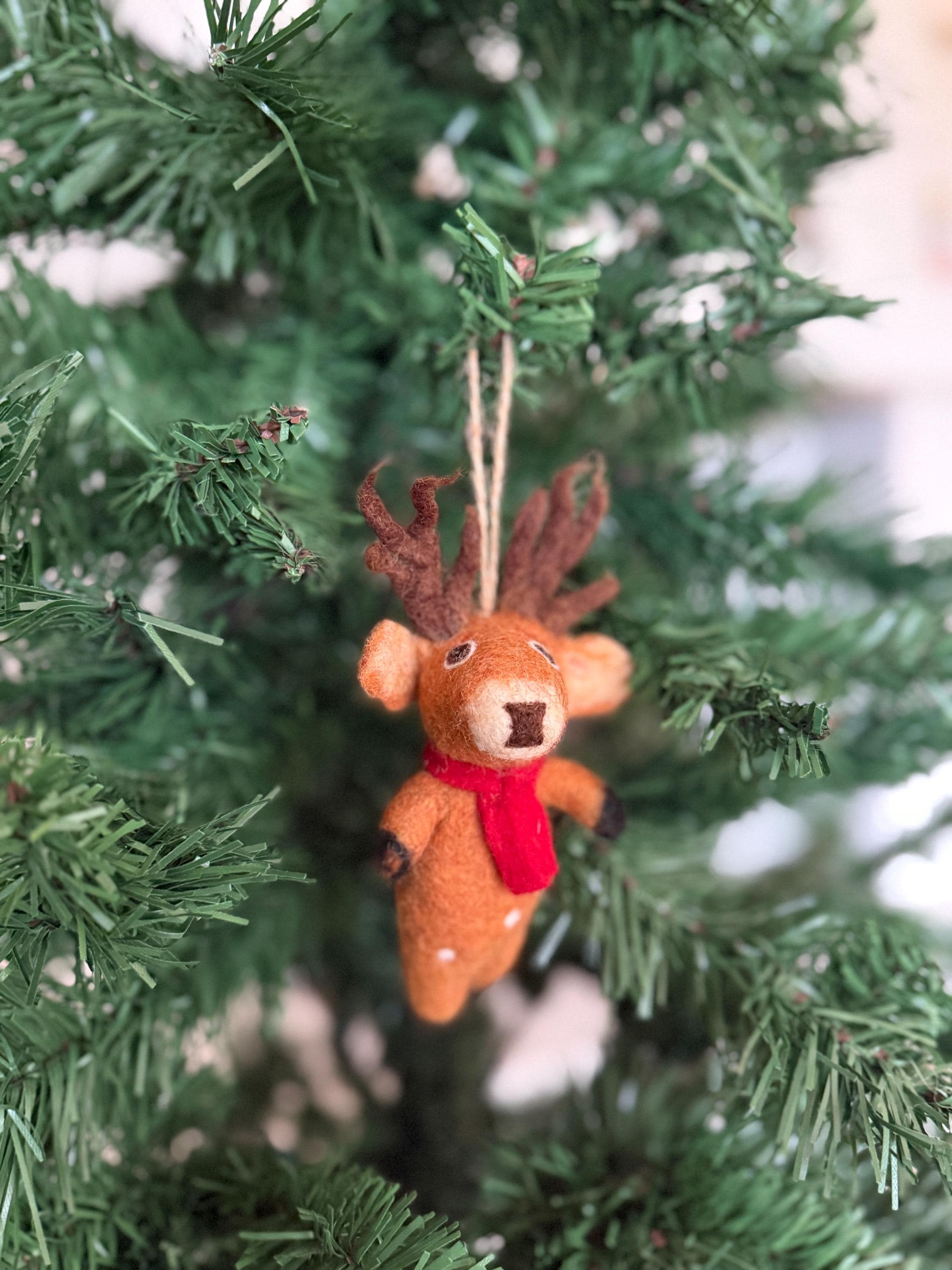 Weihnachtsanhänger Hirsch mit Schal I Christbaumschmuck I Weihnachtsdeko I Winter I Weihnachtsbaum I Hirsch aus Filz