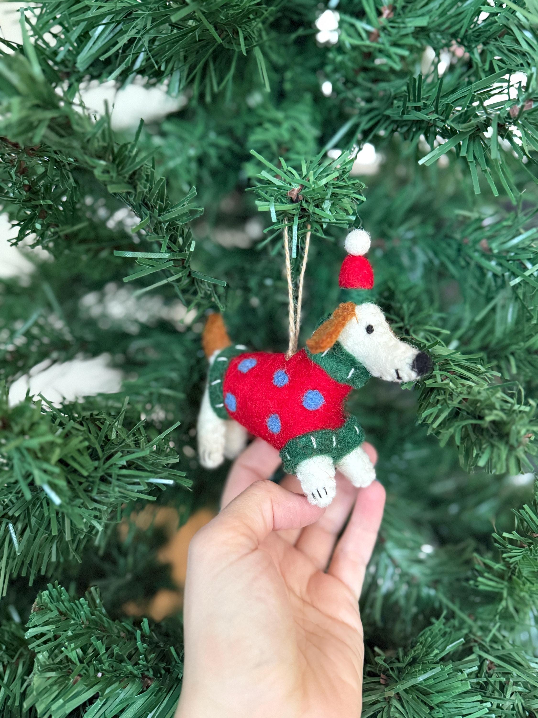 Weihnachtsanhänger Hund mit Mütze und Pullover I Filz Christbaumschmuck I Weihnachtsdeko I Weihnachtshund