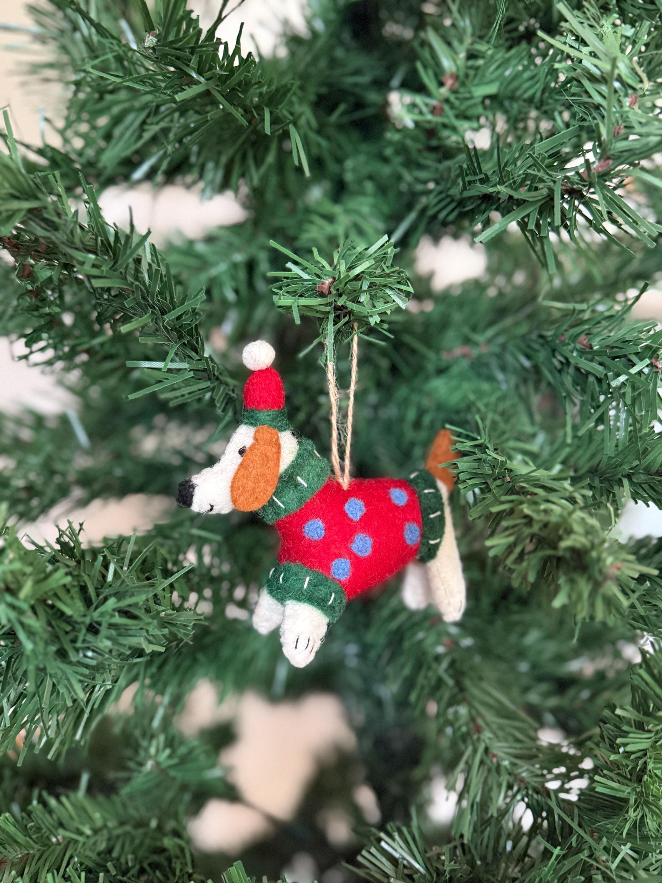 Weihnachtsanhänger Hund mit Mütze und Pullover I Filz Christbaumschmuck I Weihnachtsdeko I Weihnachtshund